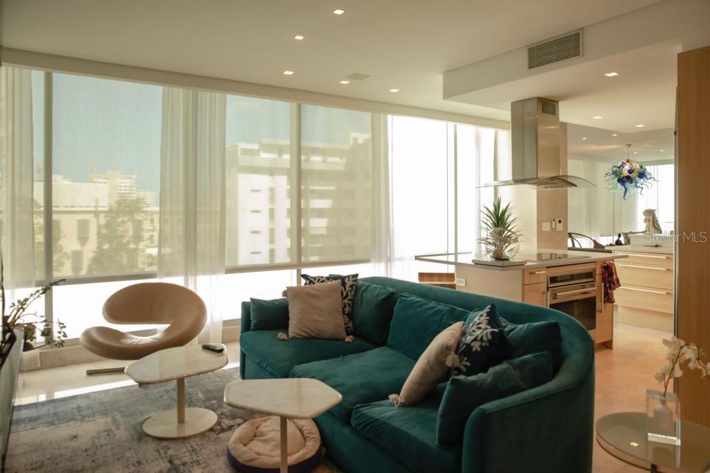 555 C. MONSERRATE #5