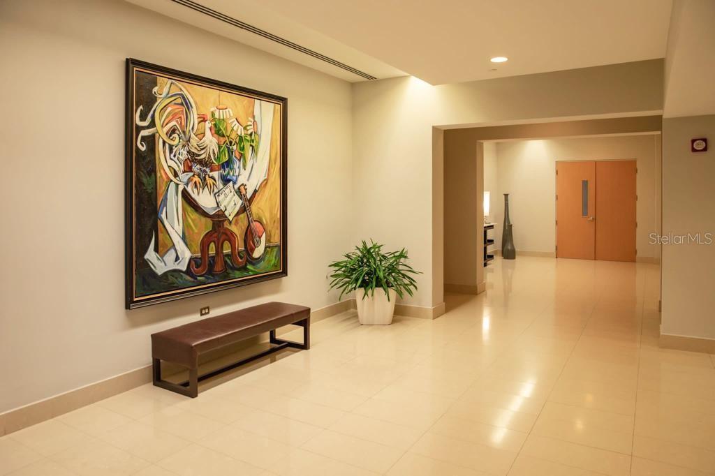 555 C. MONSERRATE #5