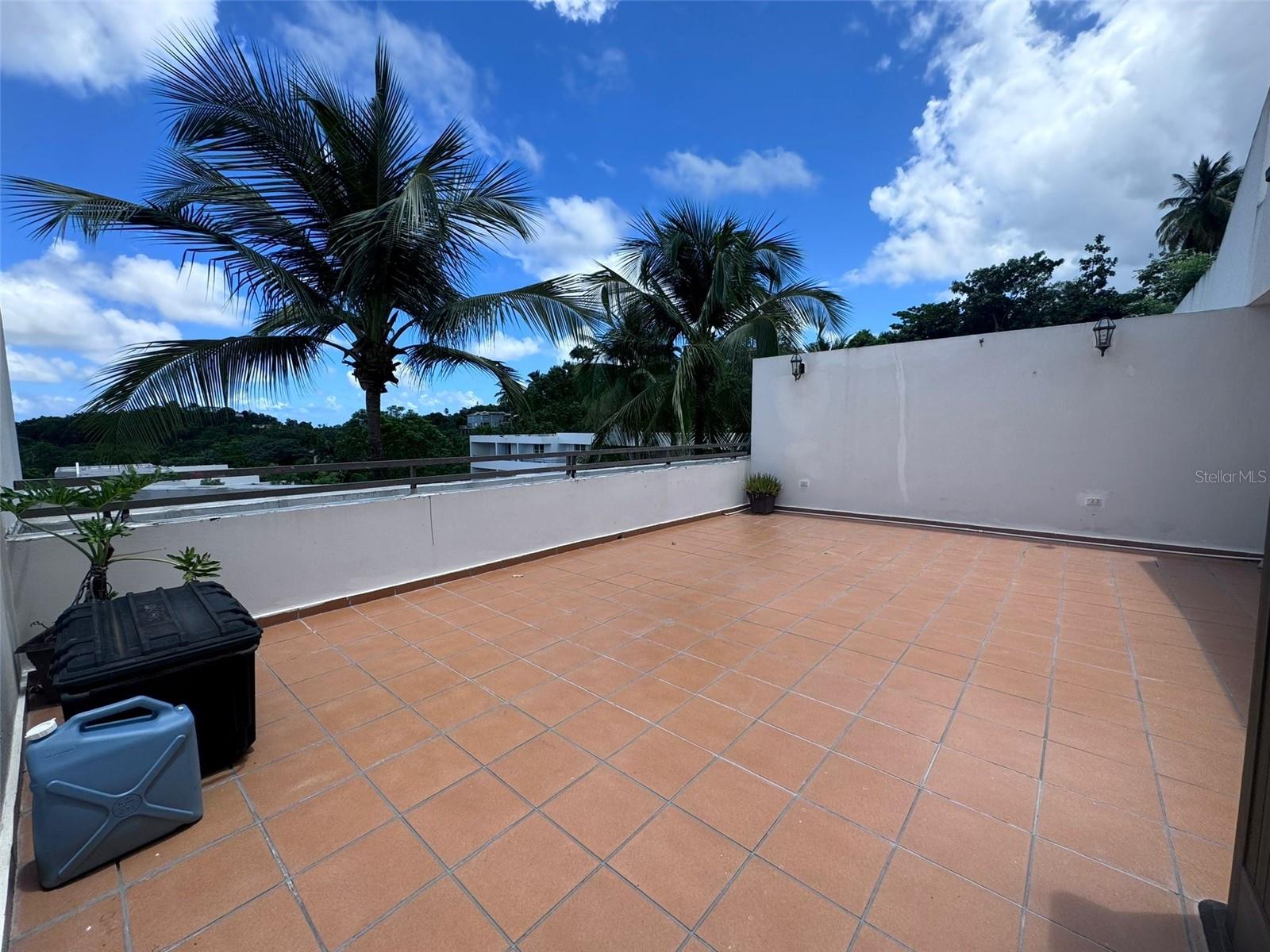 1500 AVENIDA LOS ROMEROS