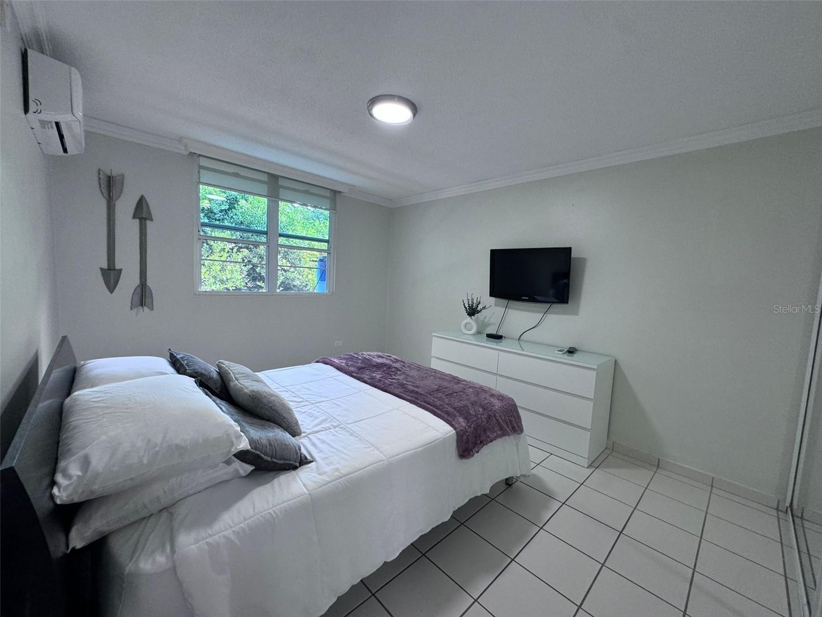 1500 AVENIDA LOS ROMEROS