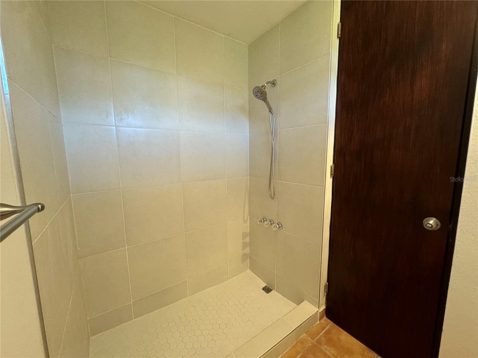 833 CARR 833 #1007-AB