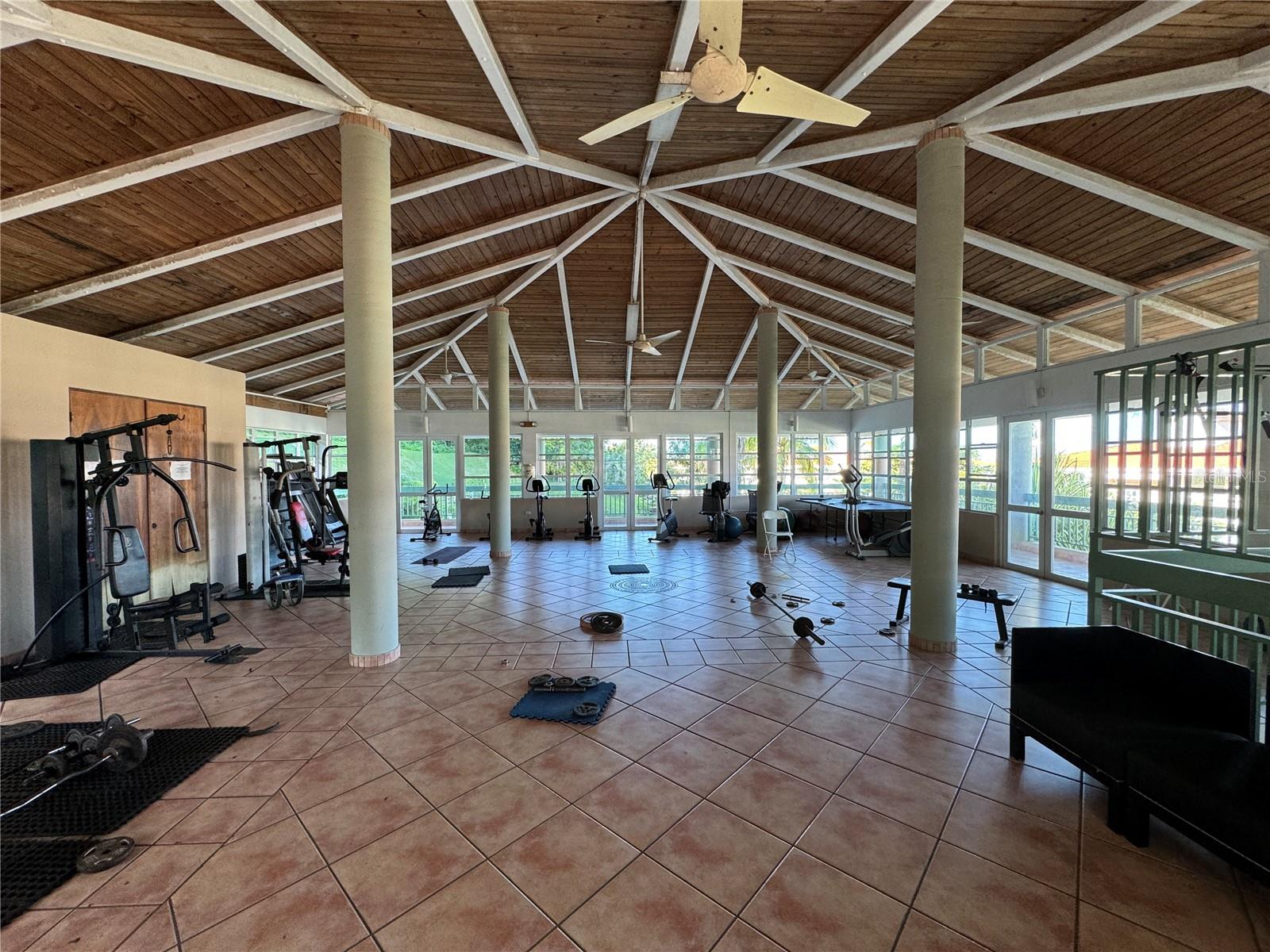 833 CARR 833 #1007-AB