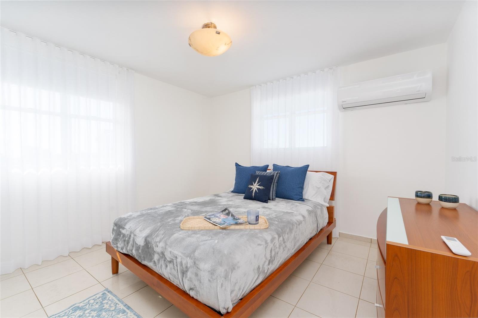 1362 MAGDALENA AVE #1201