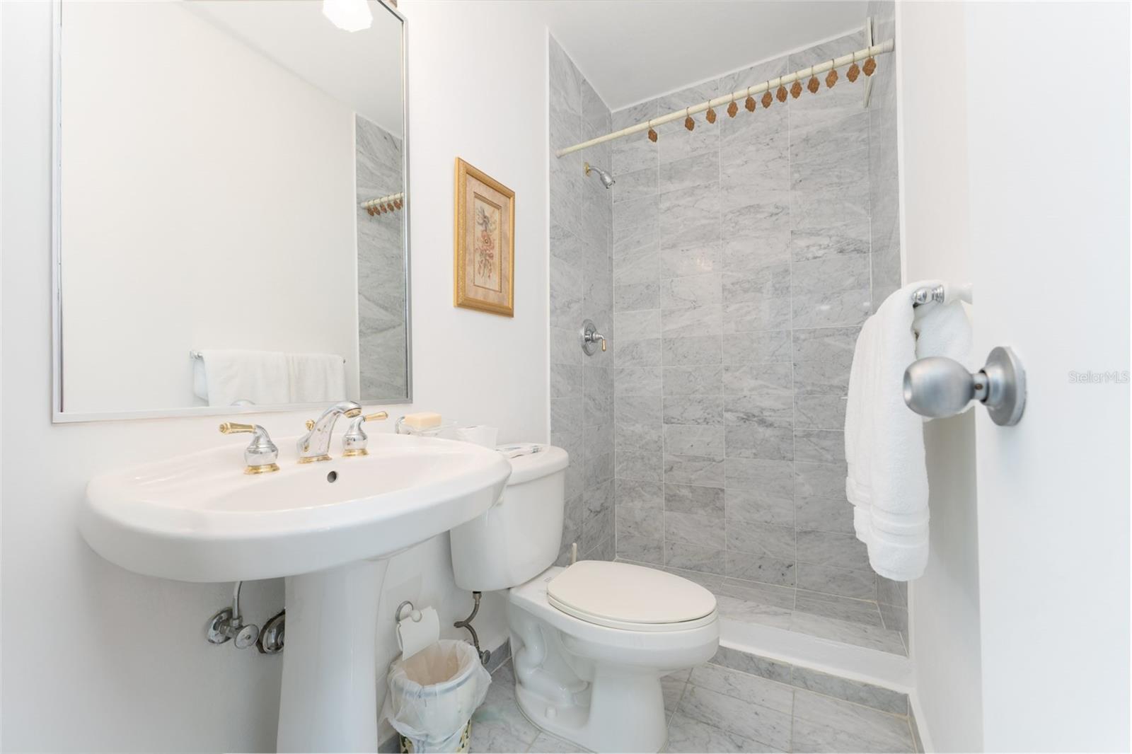 1362 MAGDALENA AVE #1201