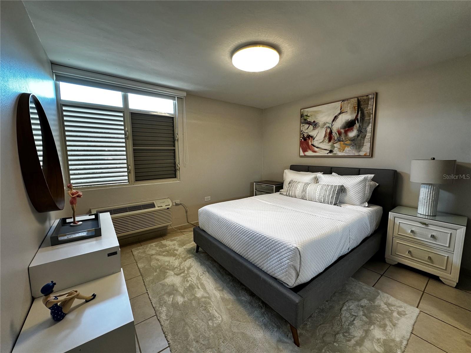 HARBOUR POINT HARBOUR DRIVE #302B