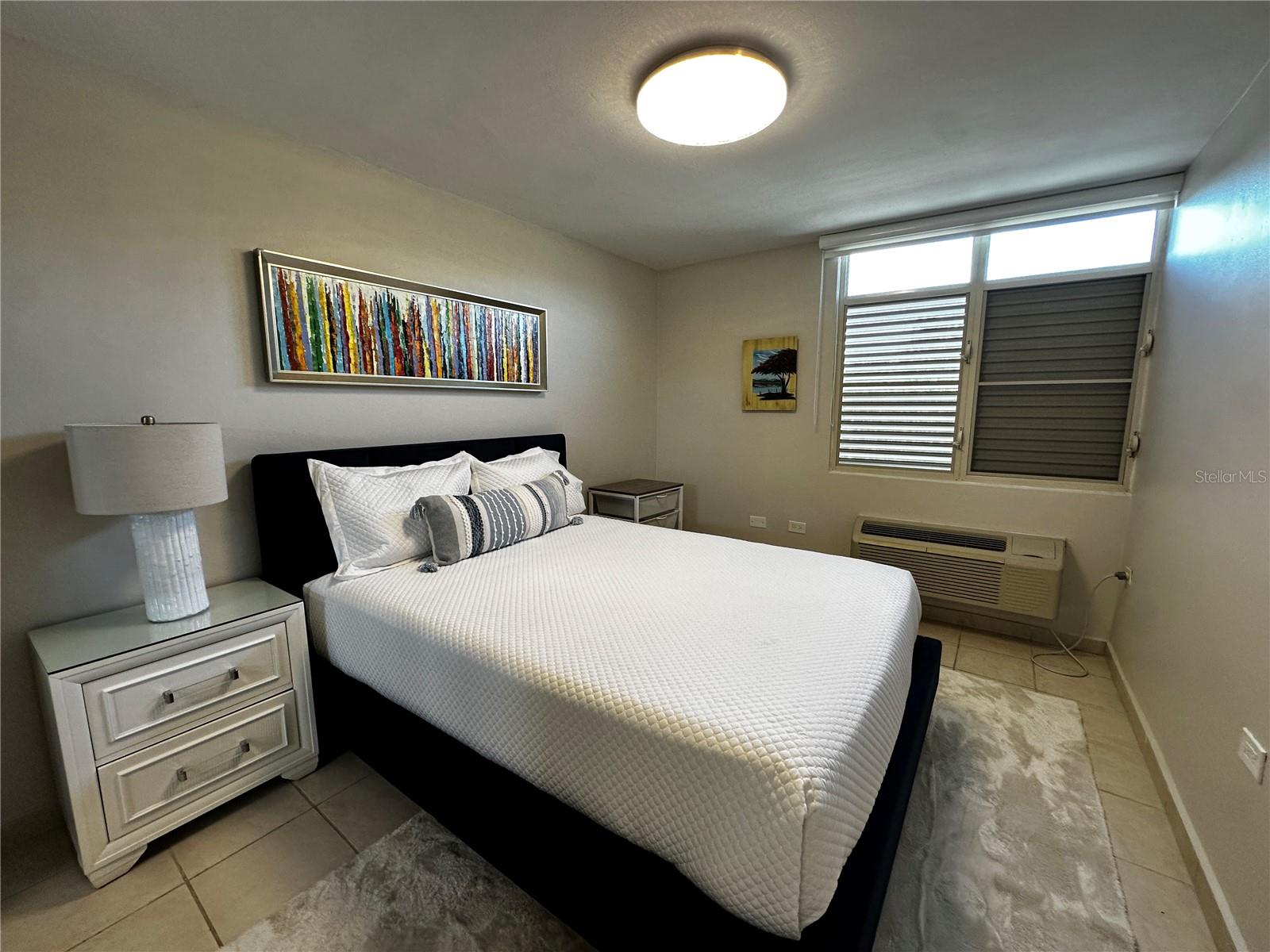 HARBOUR POINT HARBOUR DRIVE #302B