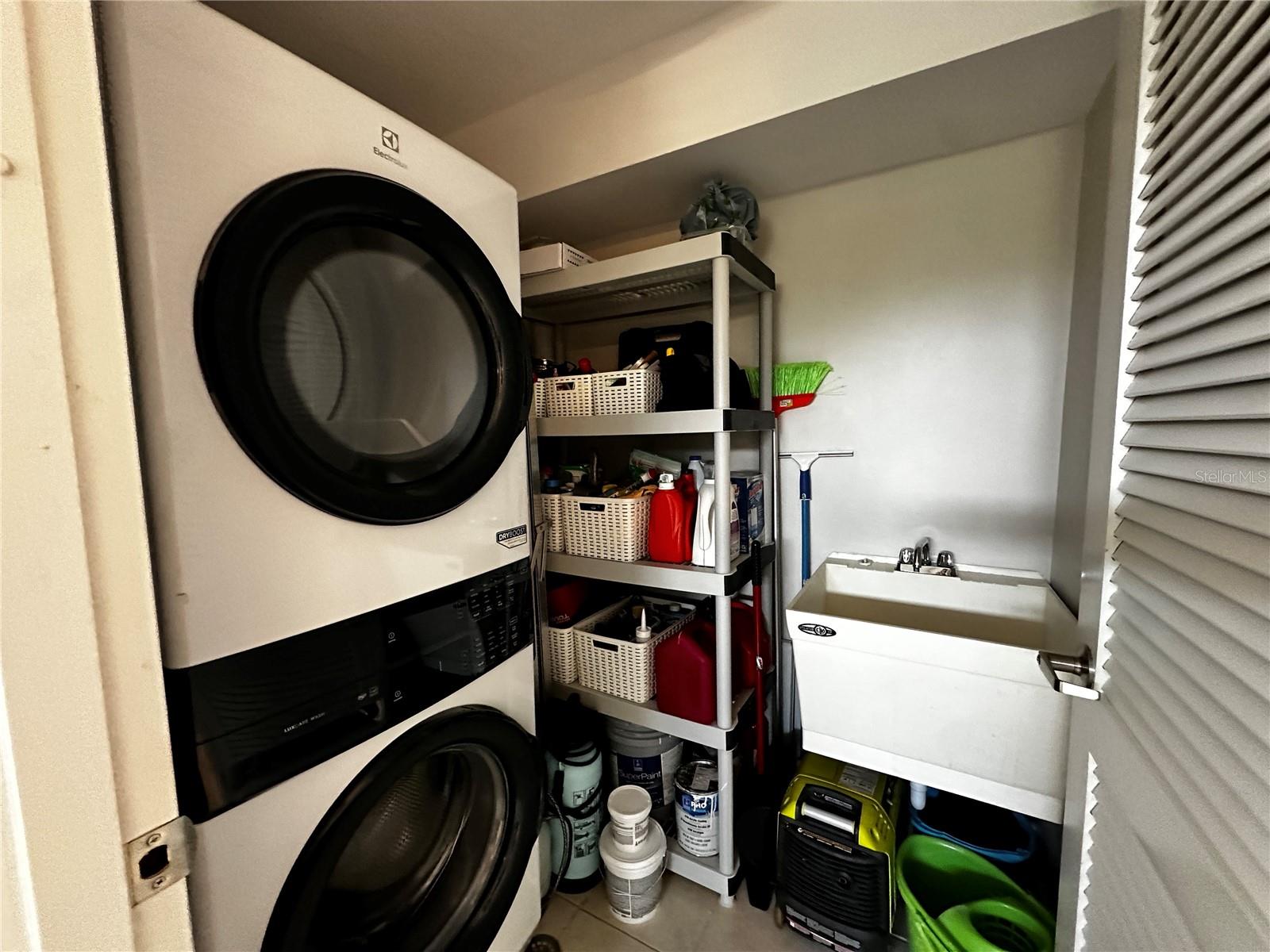 HARBOUR POINT HARBOUR DRIVE #302B