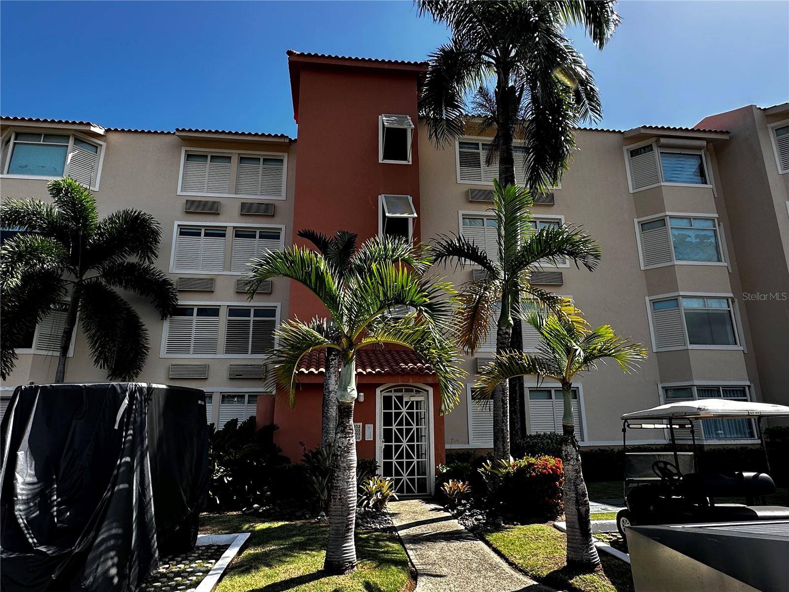 HARBOUR POINT HARBOUR DRIVE #302B