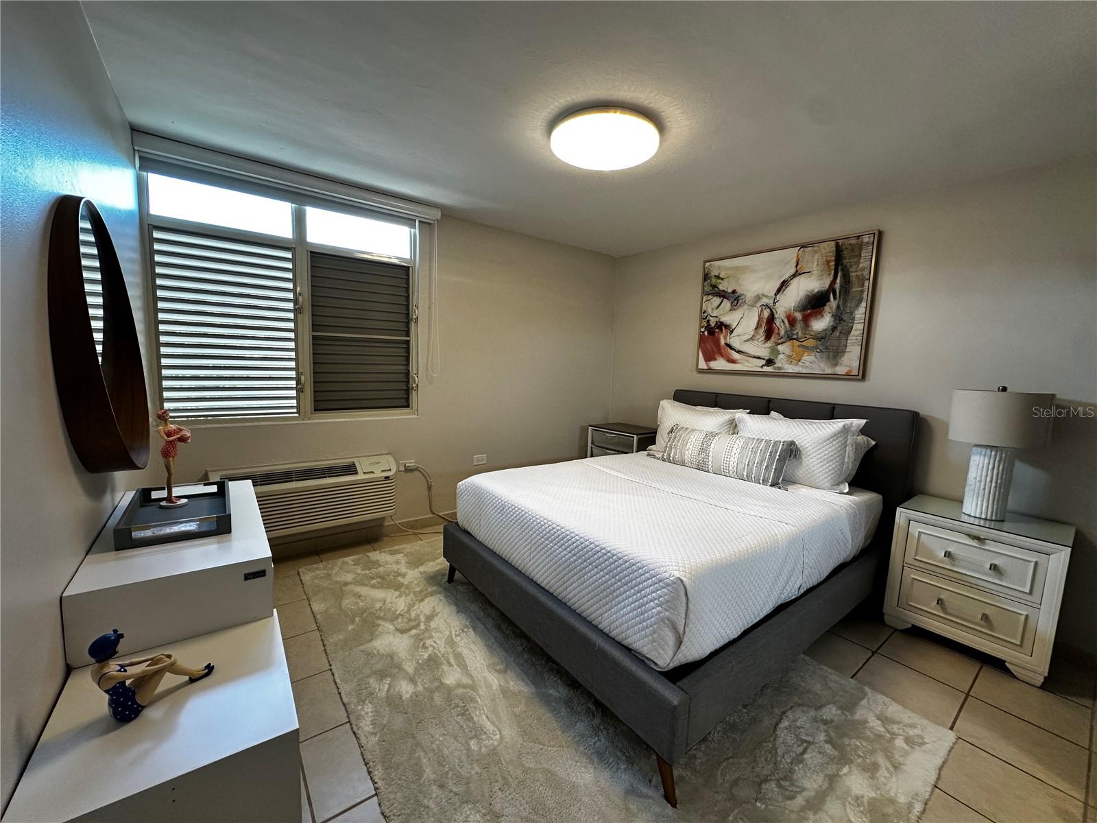 HARBOUR POINT HARBOUR DRIVE #302B