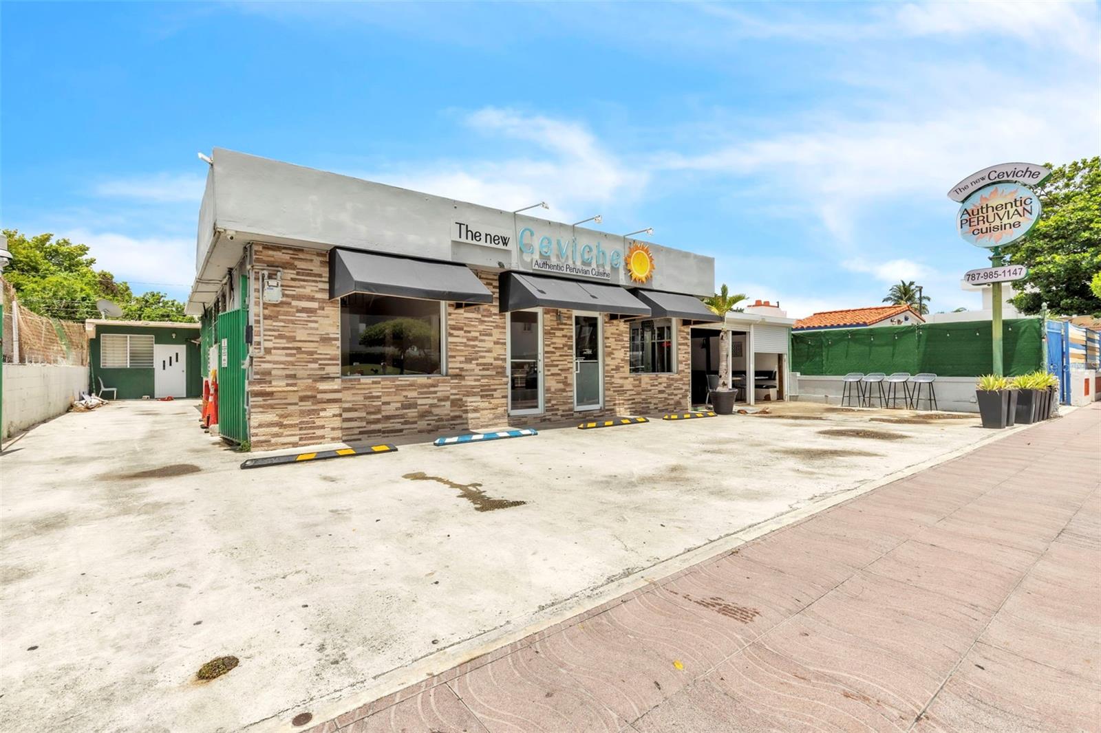 3038 AVENIDA ISLA VERDE AVE