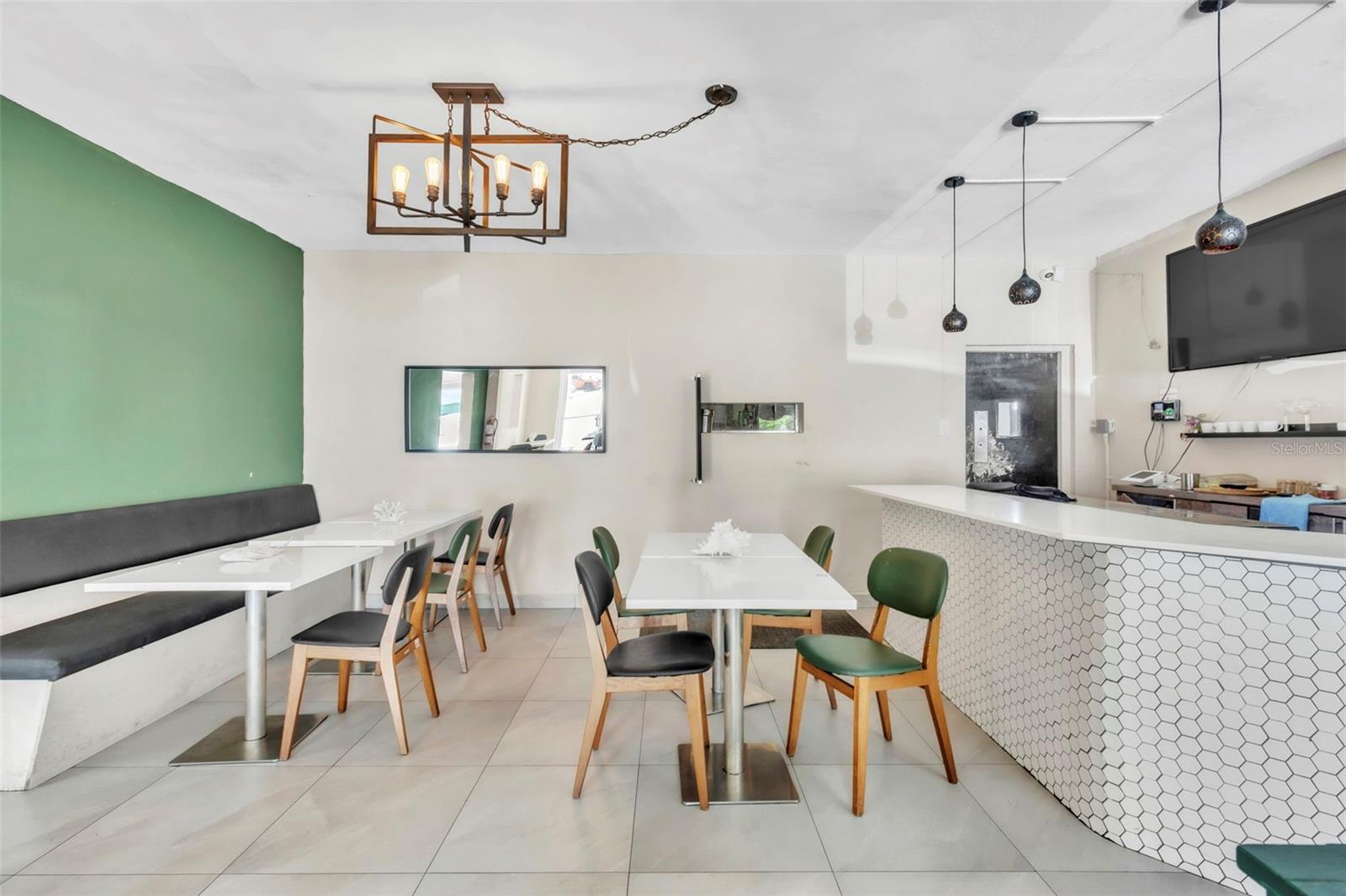 3038 AVENIDA ISLA VERDE AVE