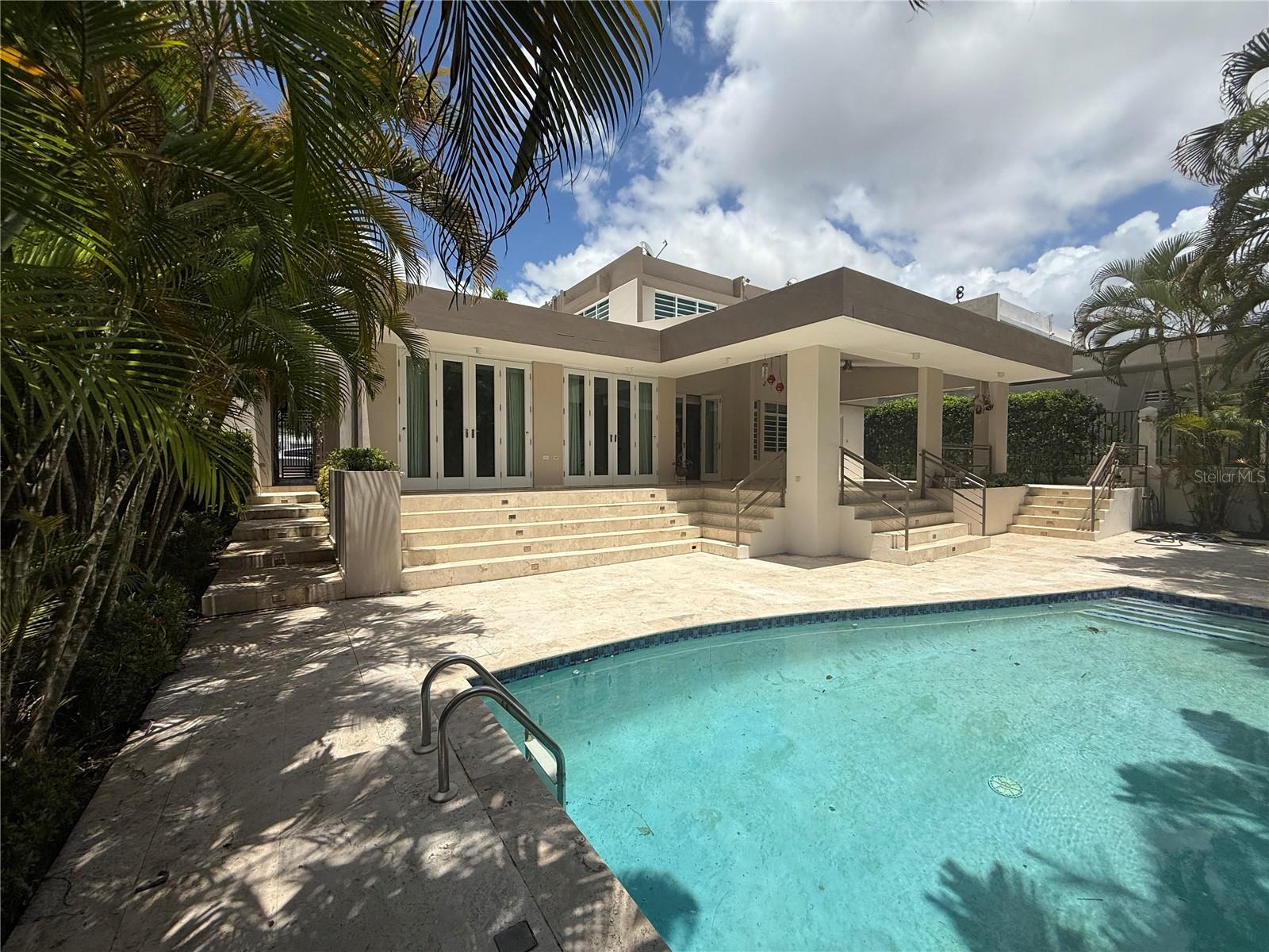 Calle Onix 32 URB. BUCARE