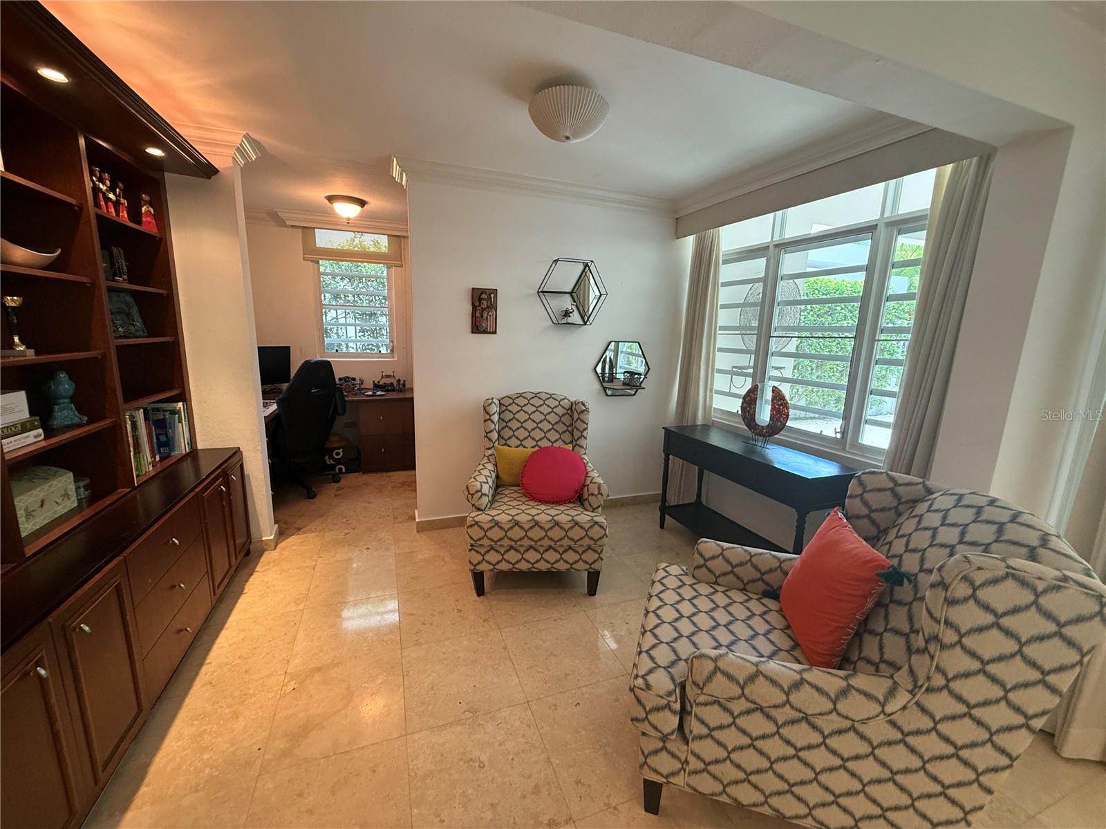 Calle Onix 32 URB. BUCARE