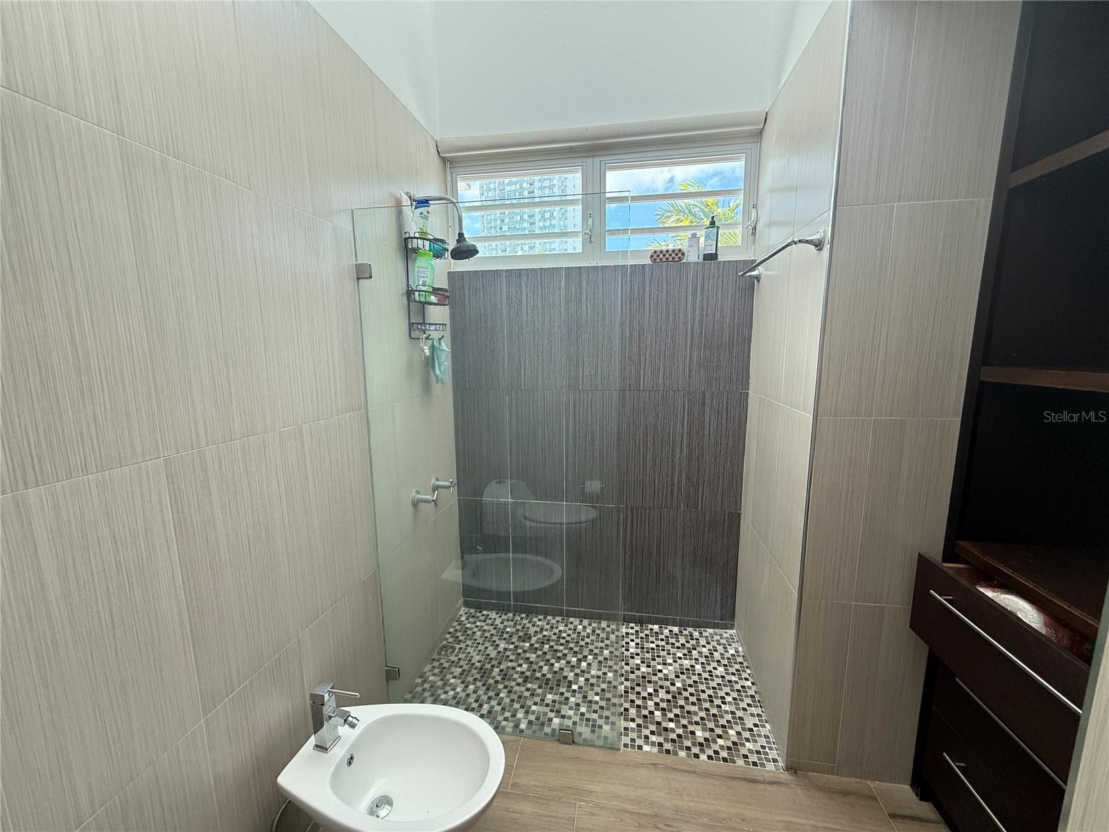 Calle Onix 32 URB. BUCARE