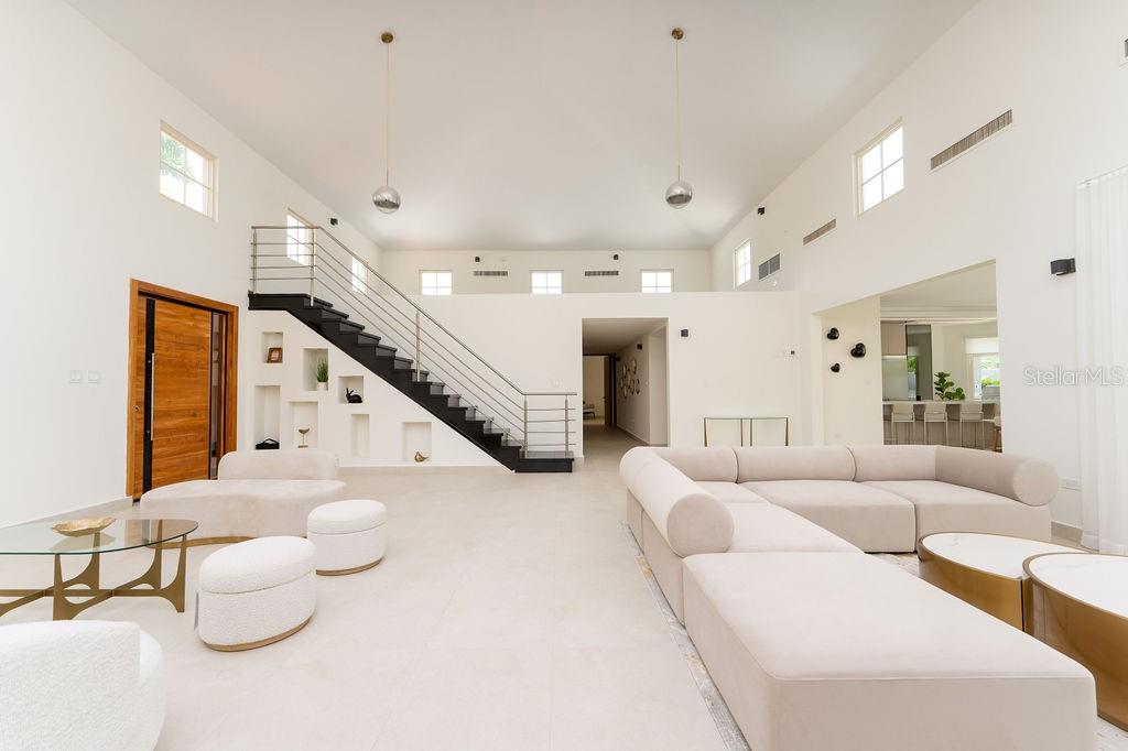 321 CAMINO DEL GUAMA