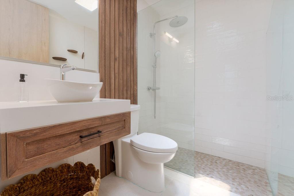 321 CAMINO DEL GUAMA