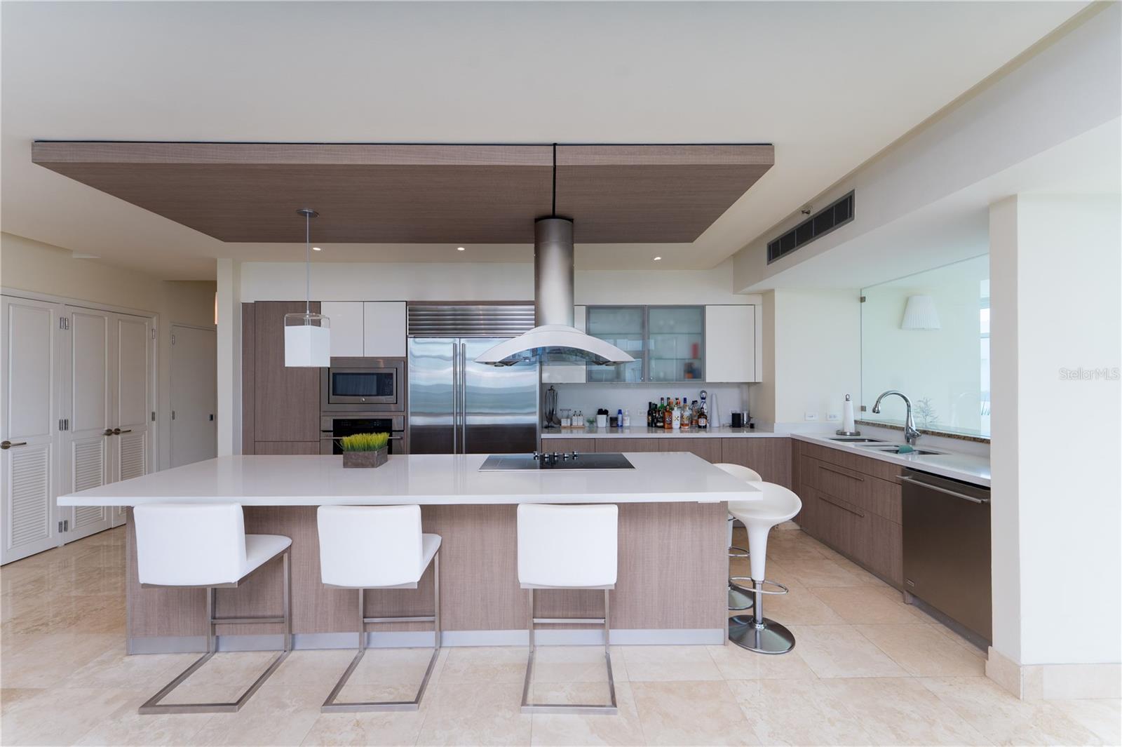 1052 AVE ASHFORD #7