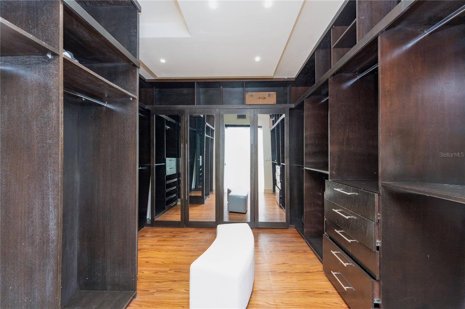 1052 AVE ASHFORD #7