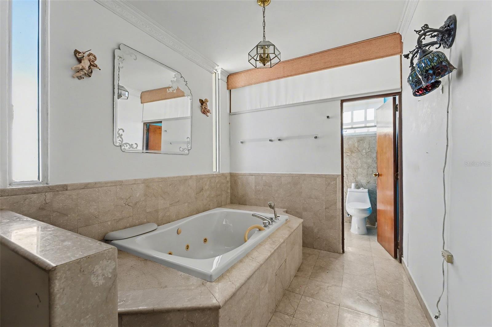 Calle Parque Tivoli CALLE PARQUE TIVOLI #21