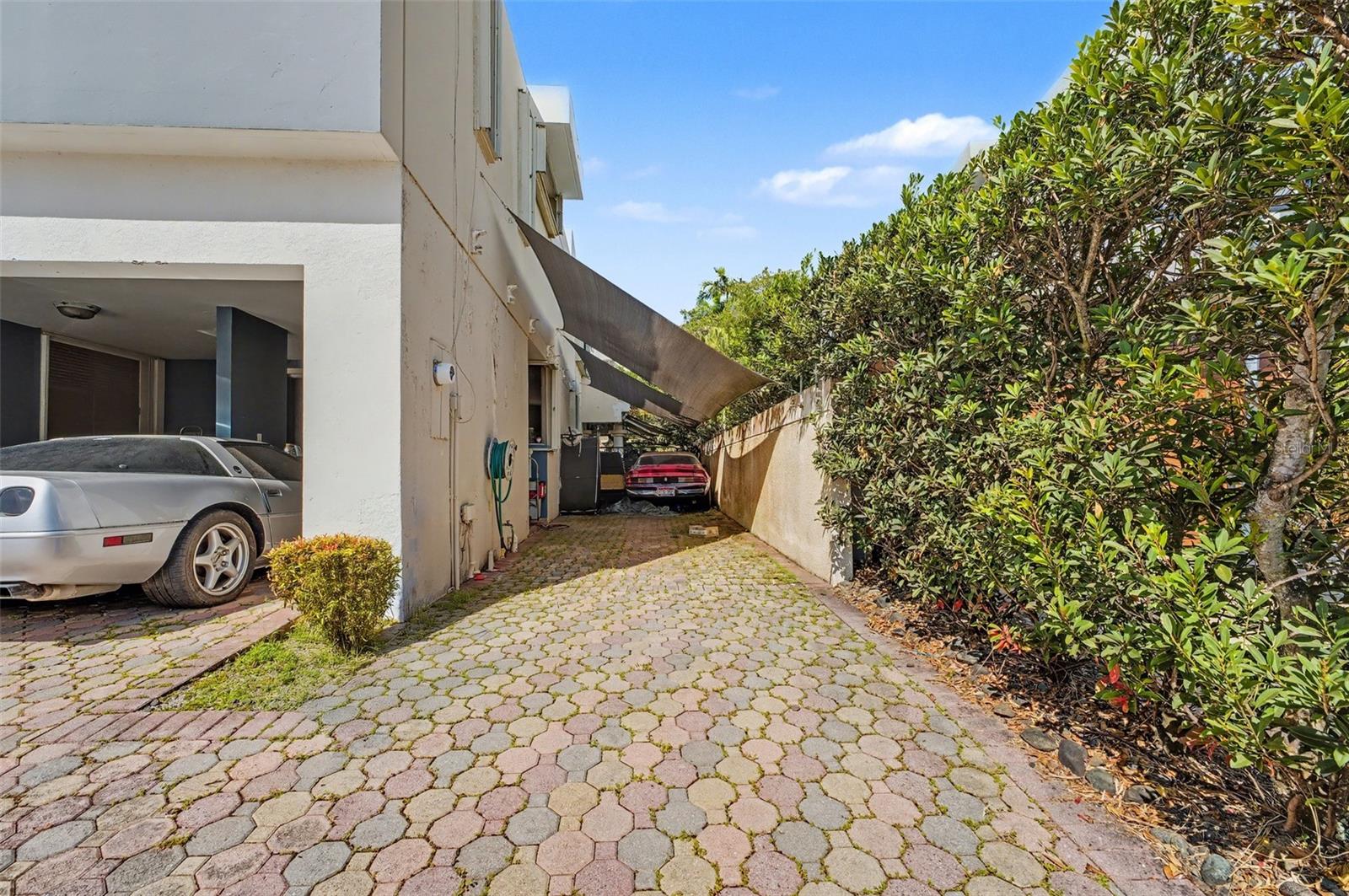 Calle Parque Tivoli CALLE PARQUE TIVOLI #21