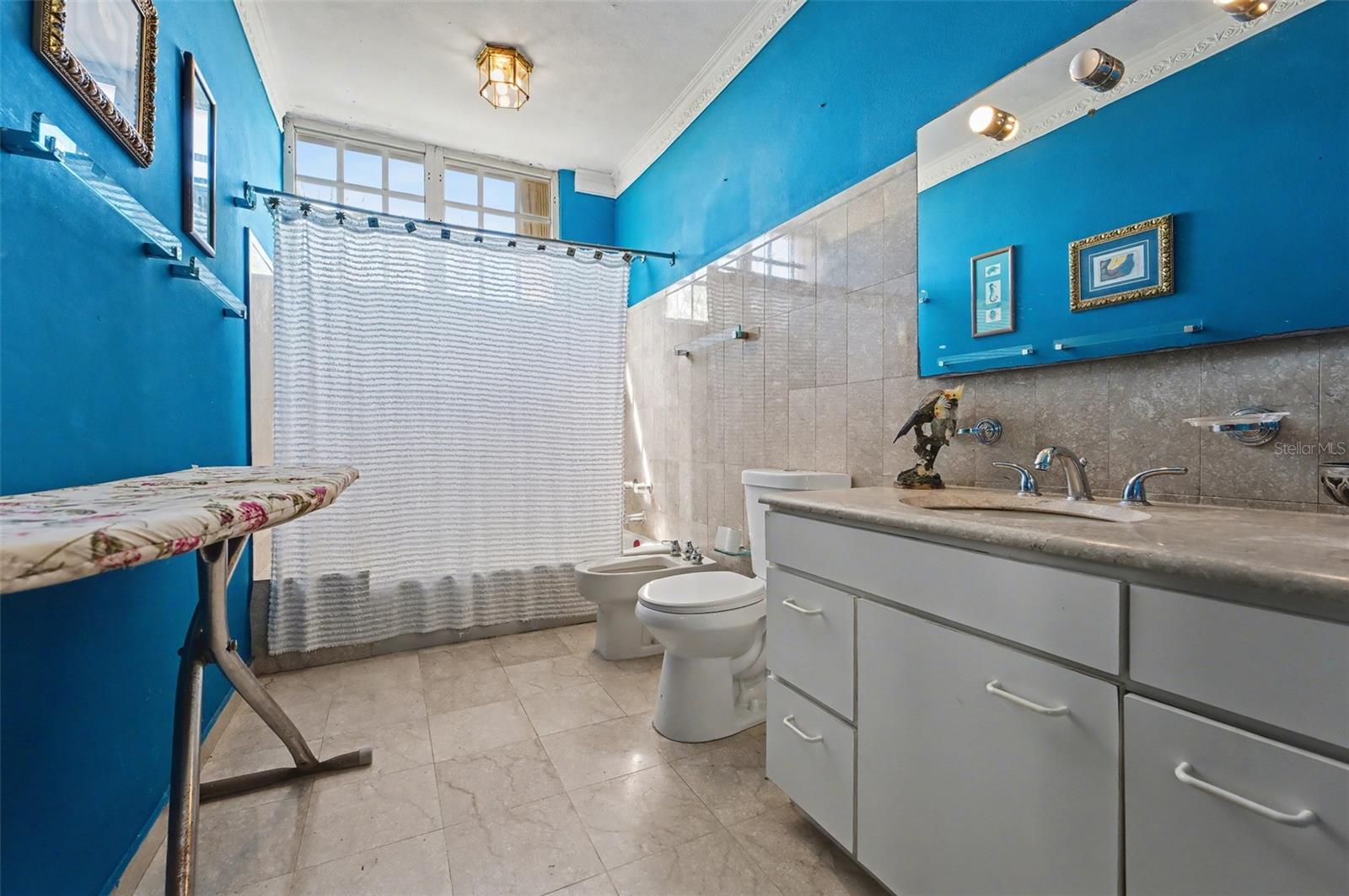 Calle Parque Tivoli CALLE PARQUE TIVOLI #21