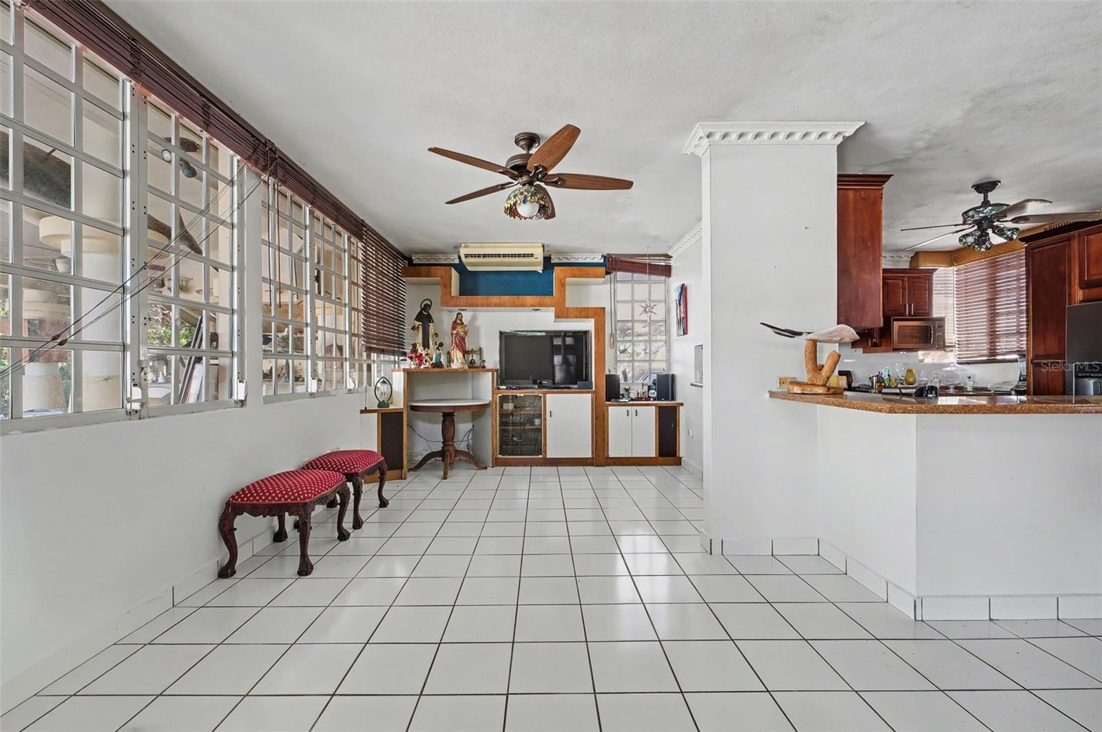 Calle Parque Tivoli CALLE PARQUE TIVOLI #21