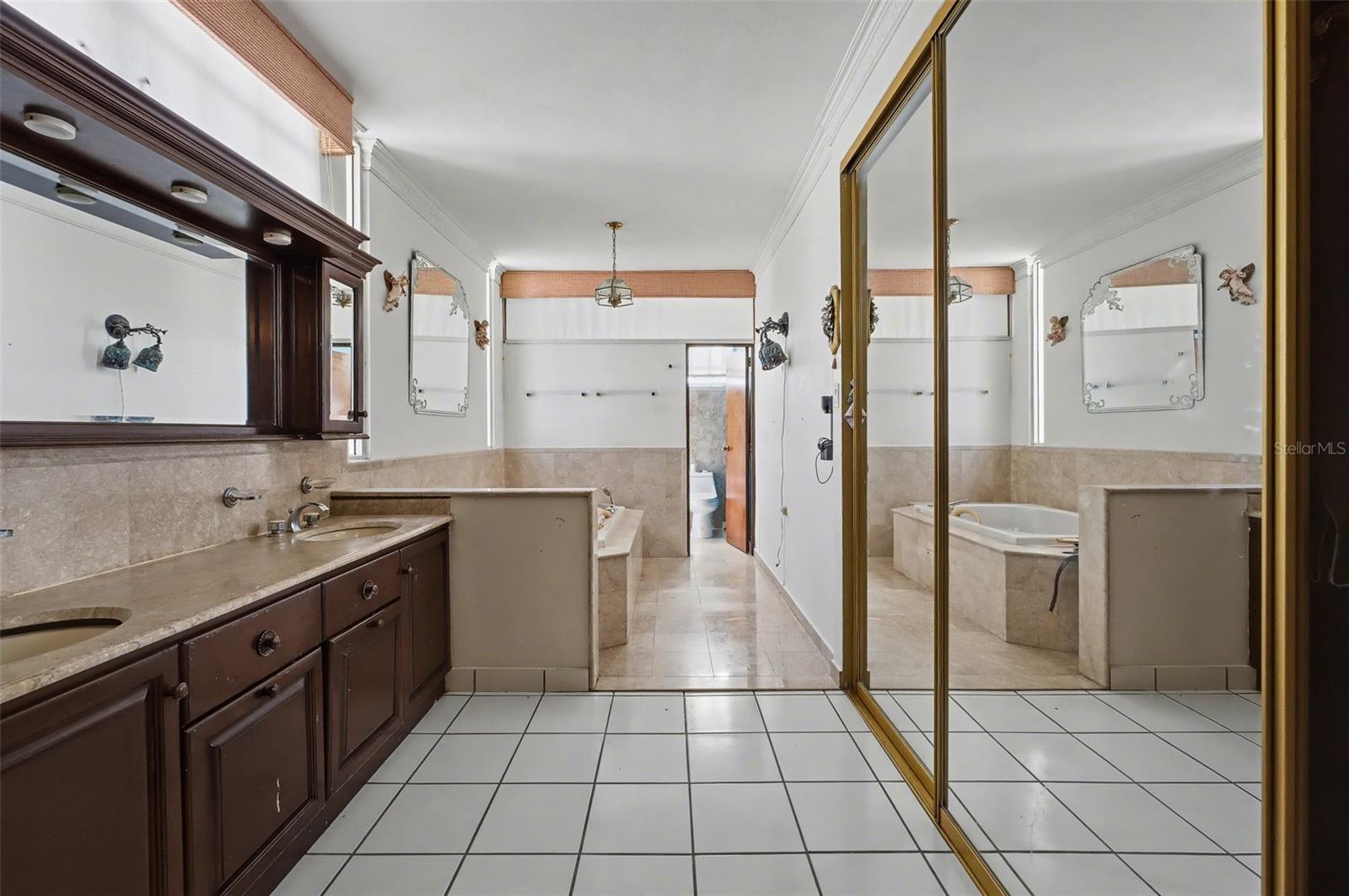 Calle Parque Tivoli CALLE PARQUE TIVOLI #21