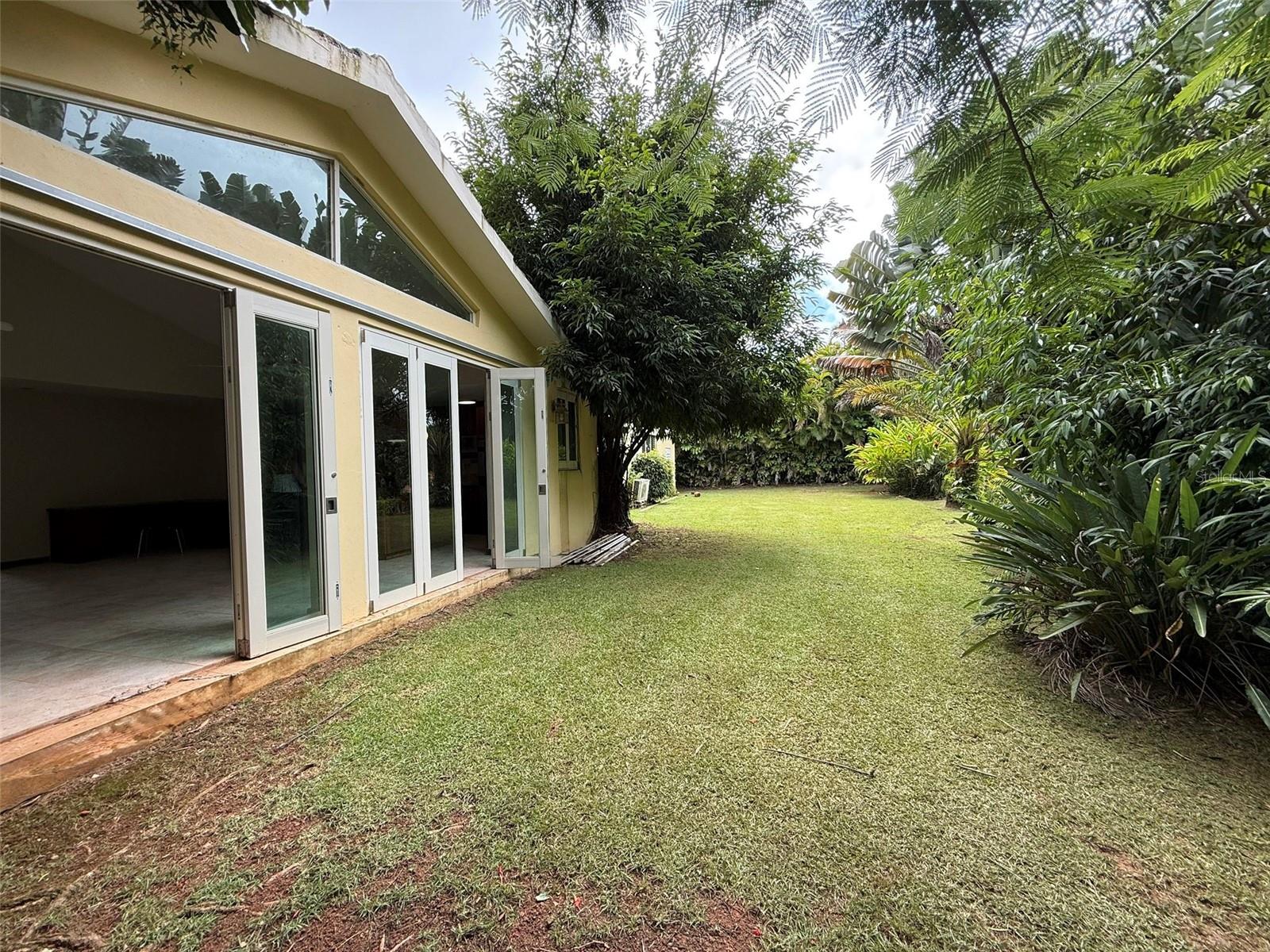 186 CAMINO DEL MONTE