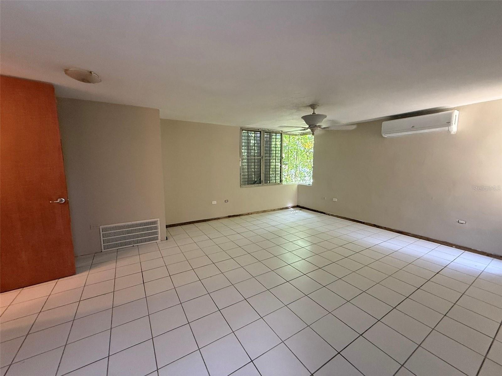 186 CAMINO DEL MONTE