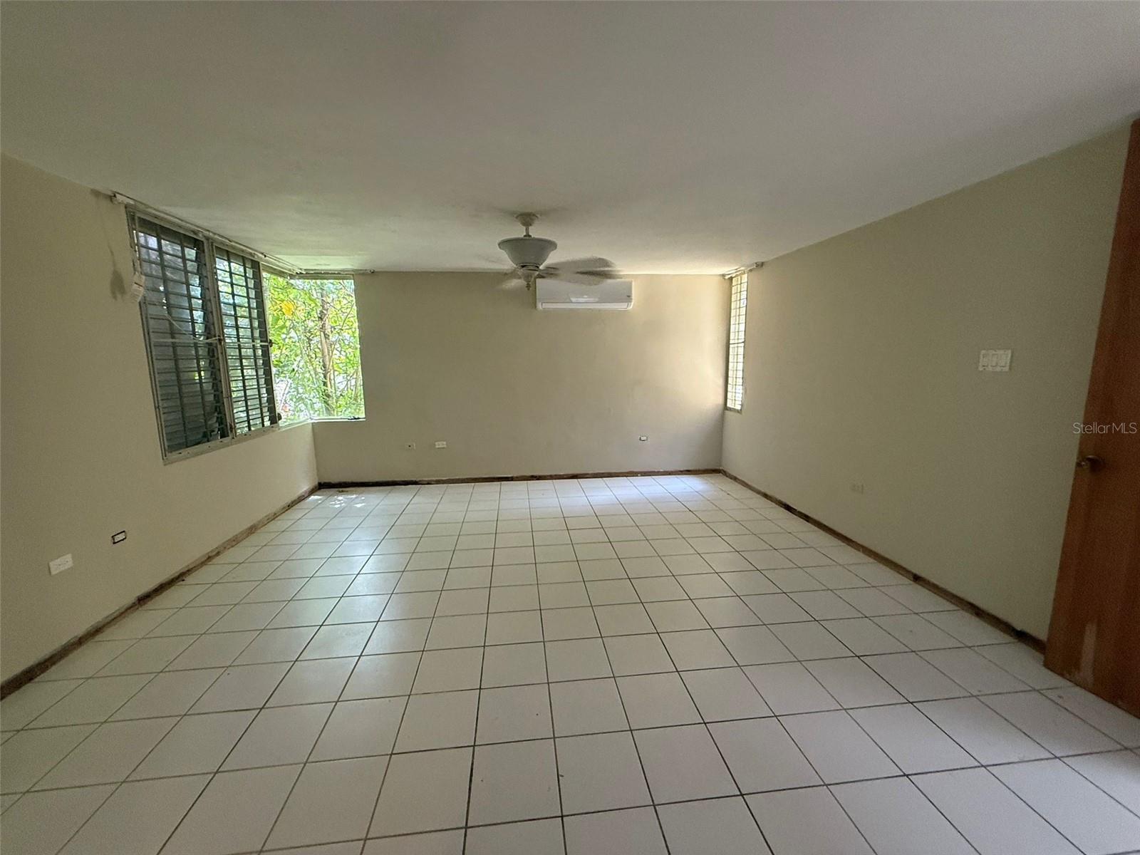 186 CAMINO DEL MONTE