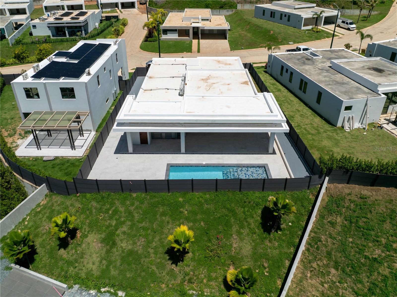 240 St. MONTEAZUL #240