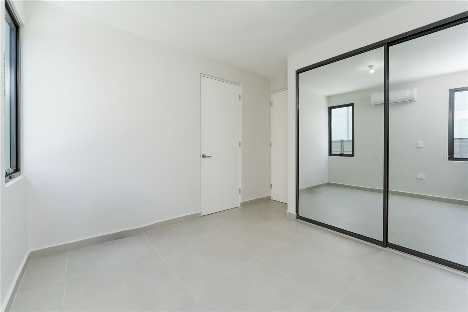 240 St. MONTEAZUL #240