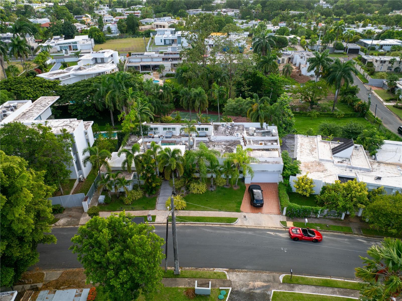 154 CALLE VIOLETA