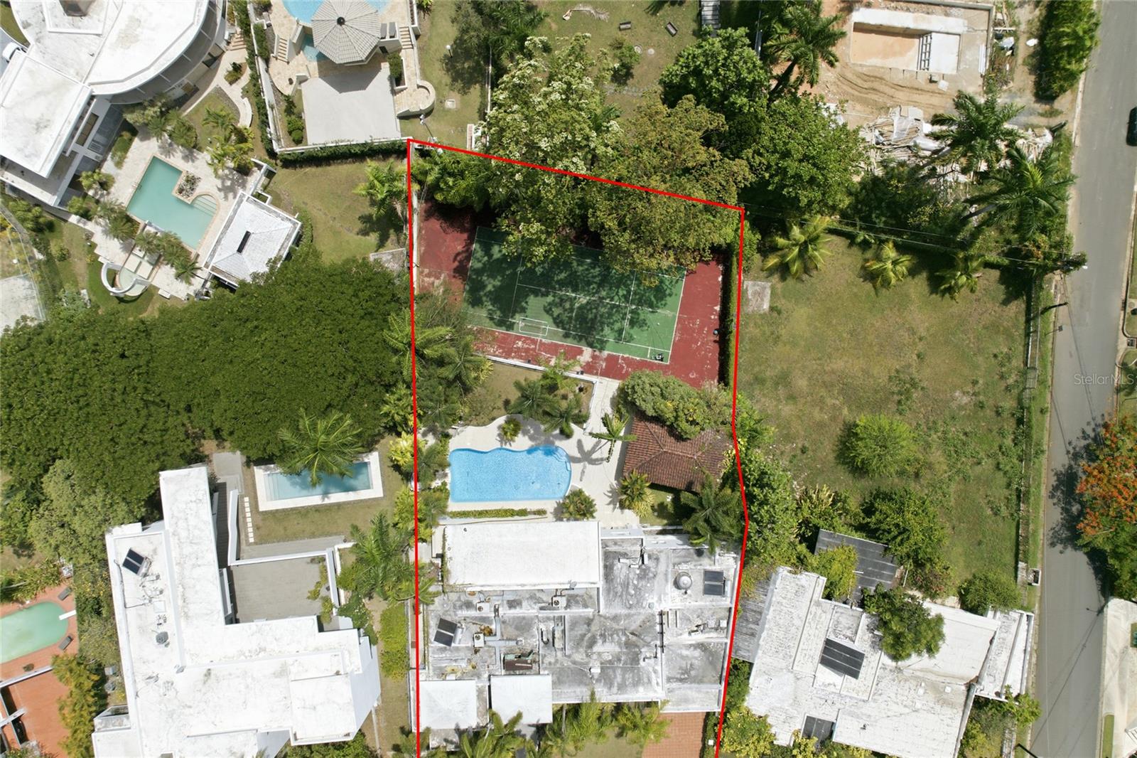 154 CALLE VIOLETA