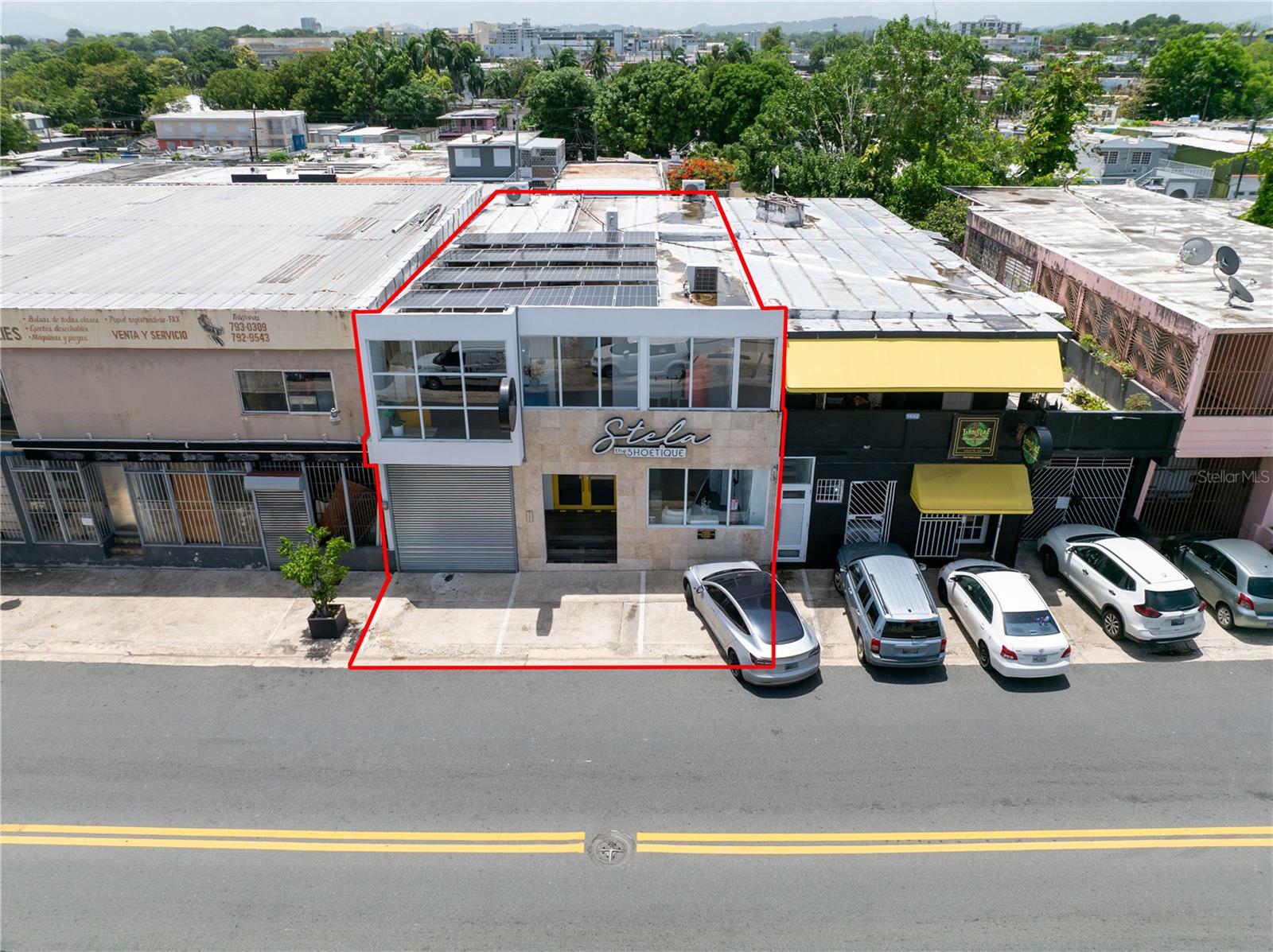 1400 AMERICO MIRANDA AVE