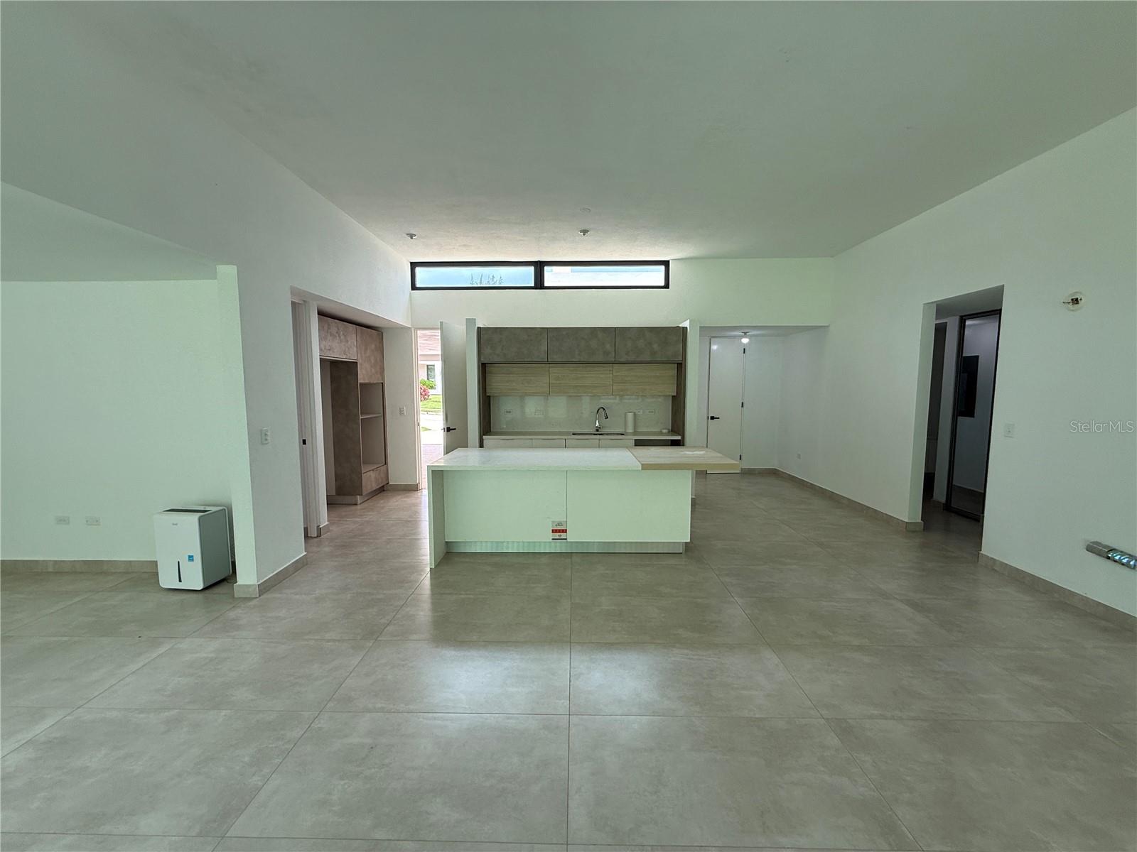 162 St. MONTEAZUL #162