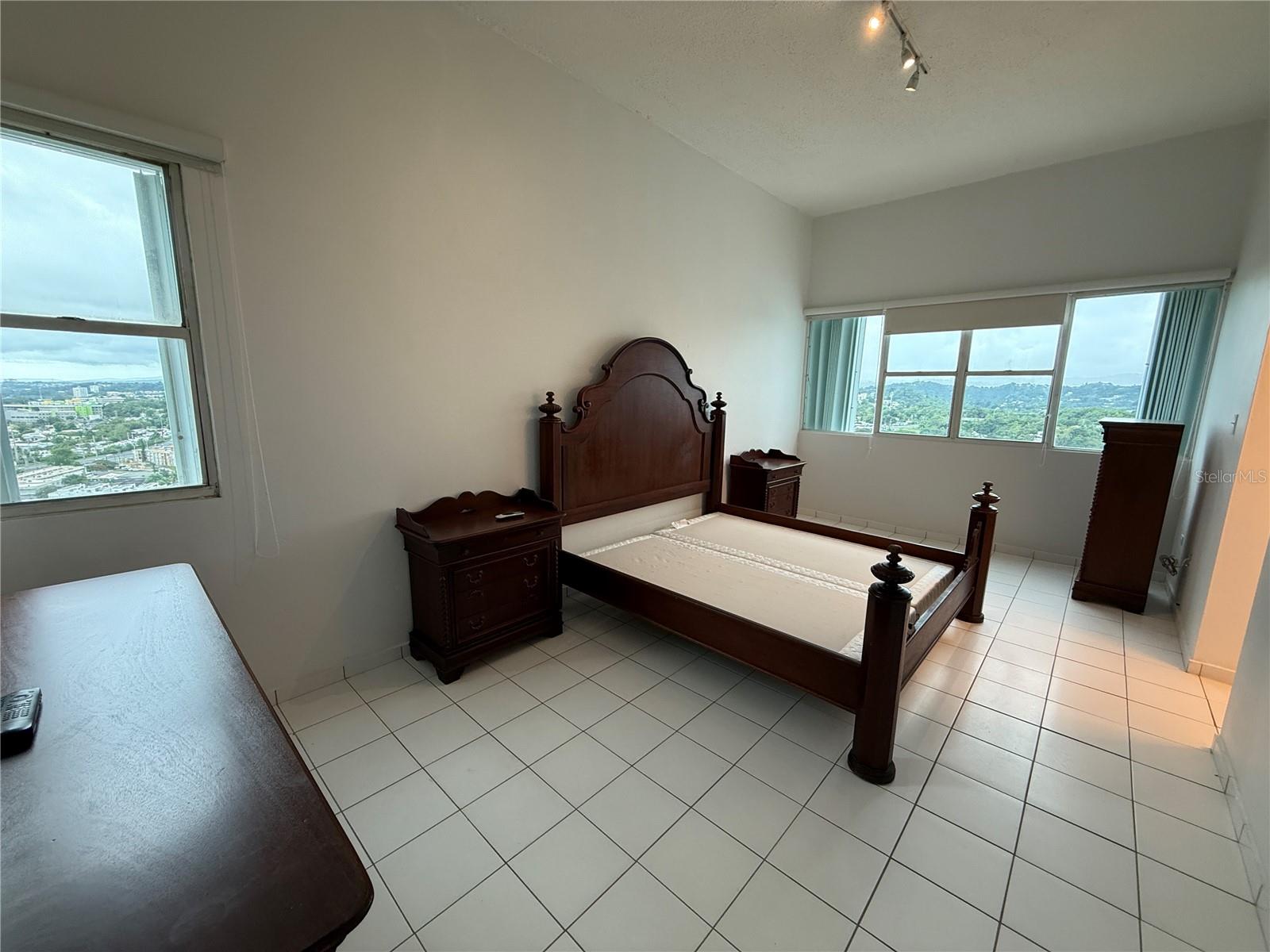 3011 ALEJANDRINO AVE #2103