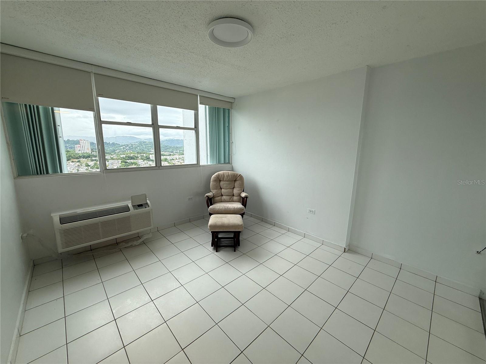 3011 ALEJANDRINO AVE #2103