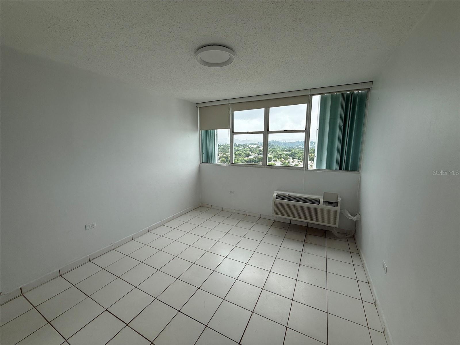 3011 ALEJANDRINO AVE #2103