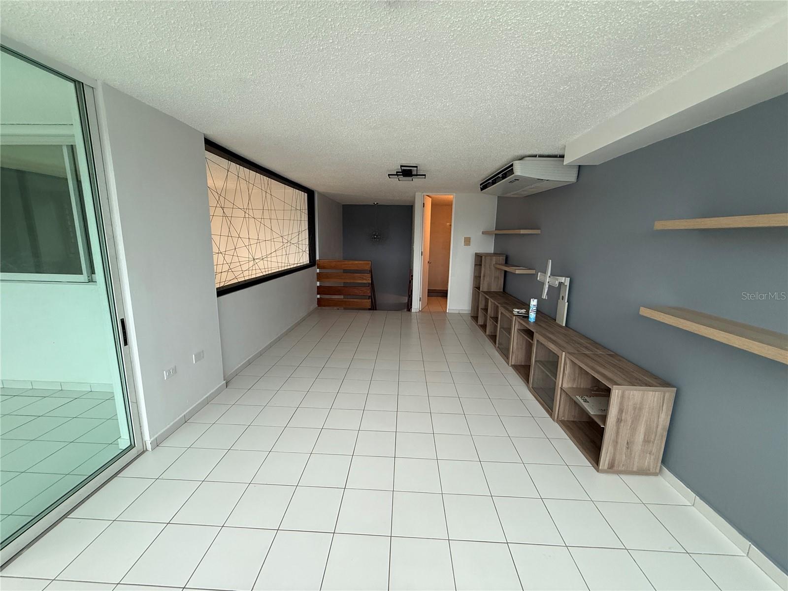 3011 ALEJANDRINO AVE #2103