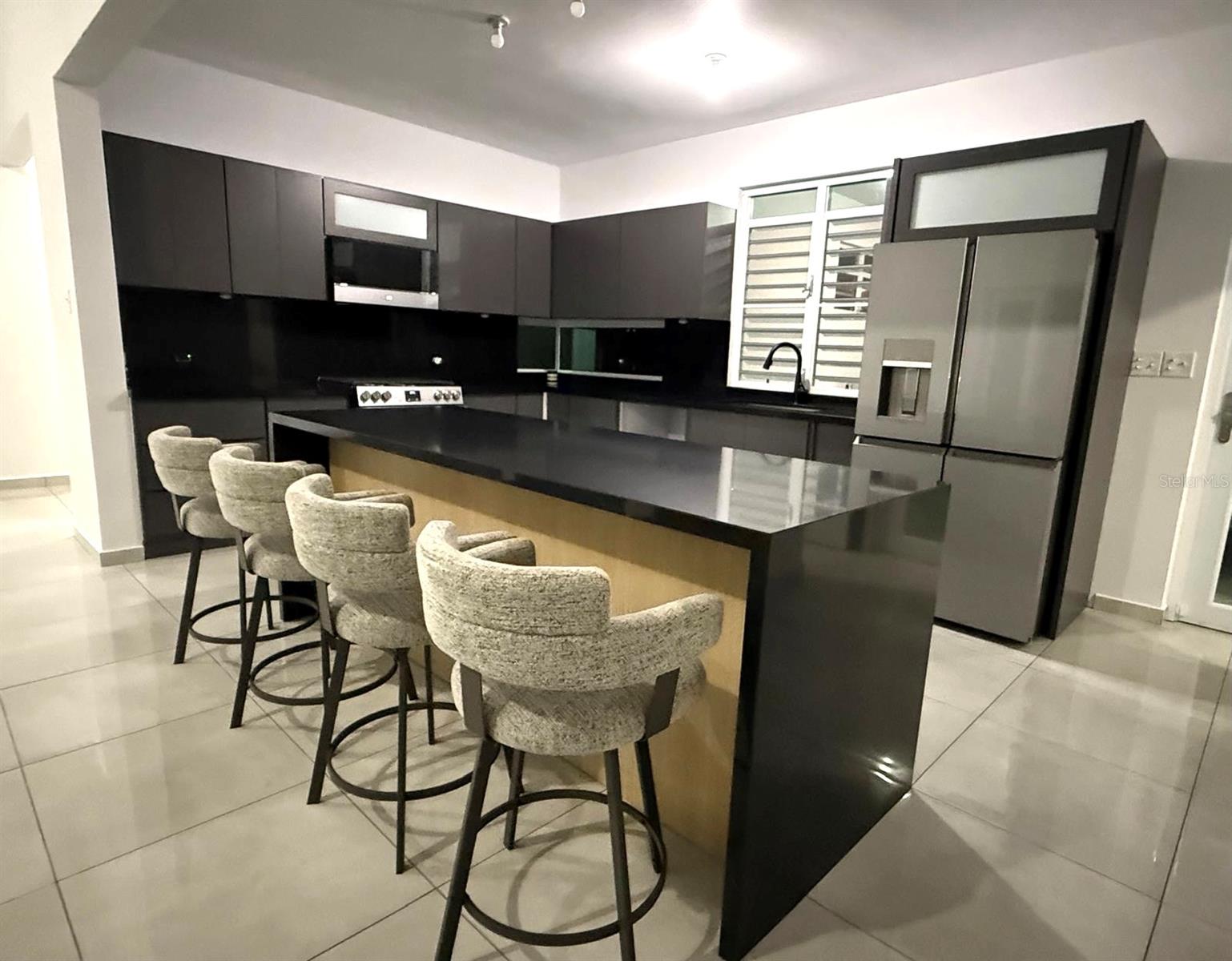 457 PASEO LOMAS LLANAS