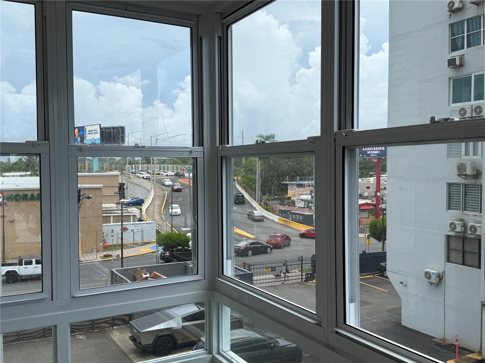 4123 ISLA VERDE AVE #201