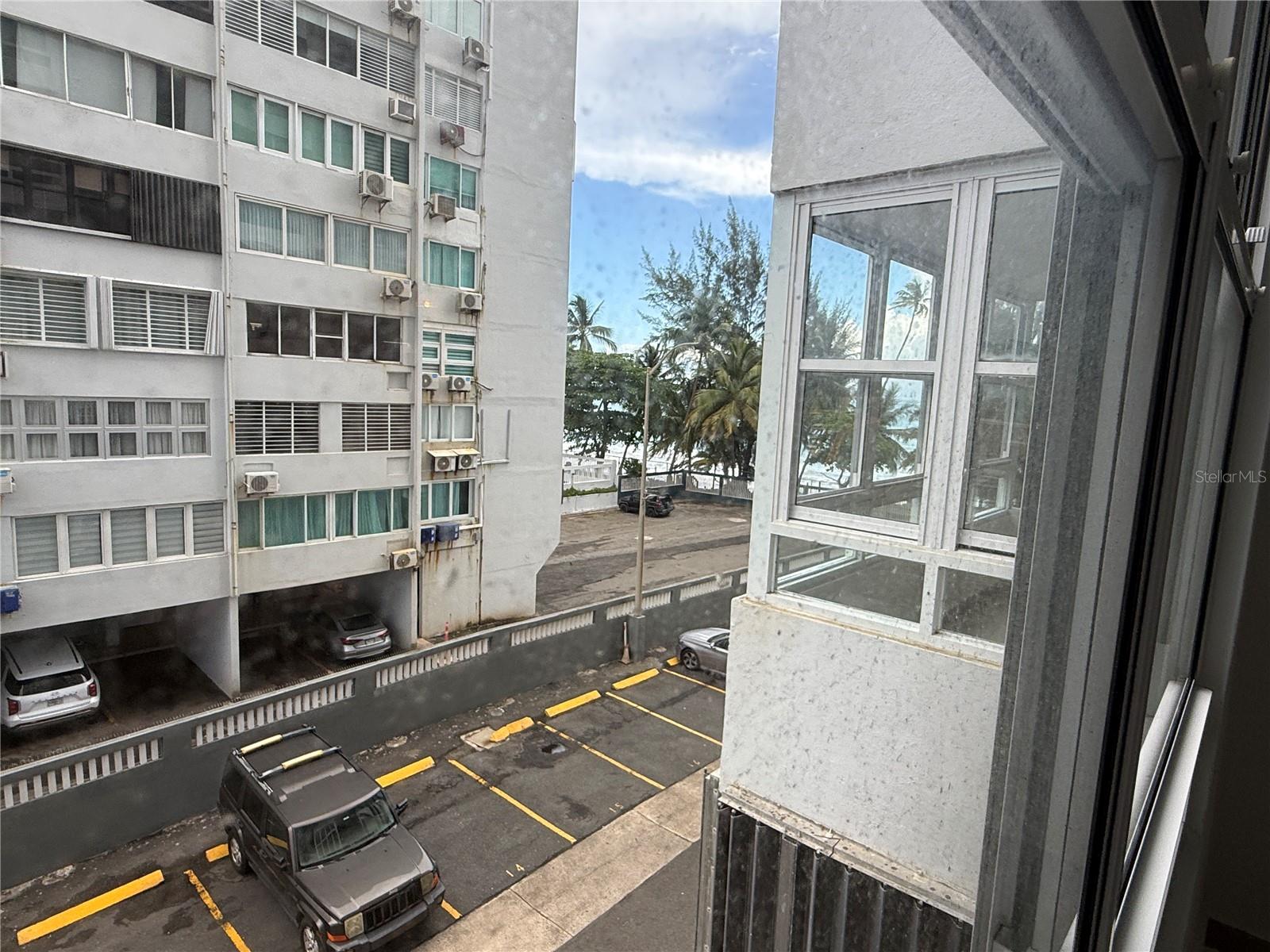 4123 ISLA VERDE AVE #201