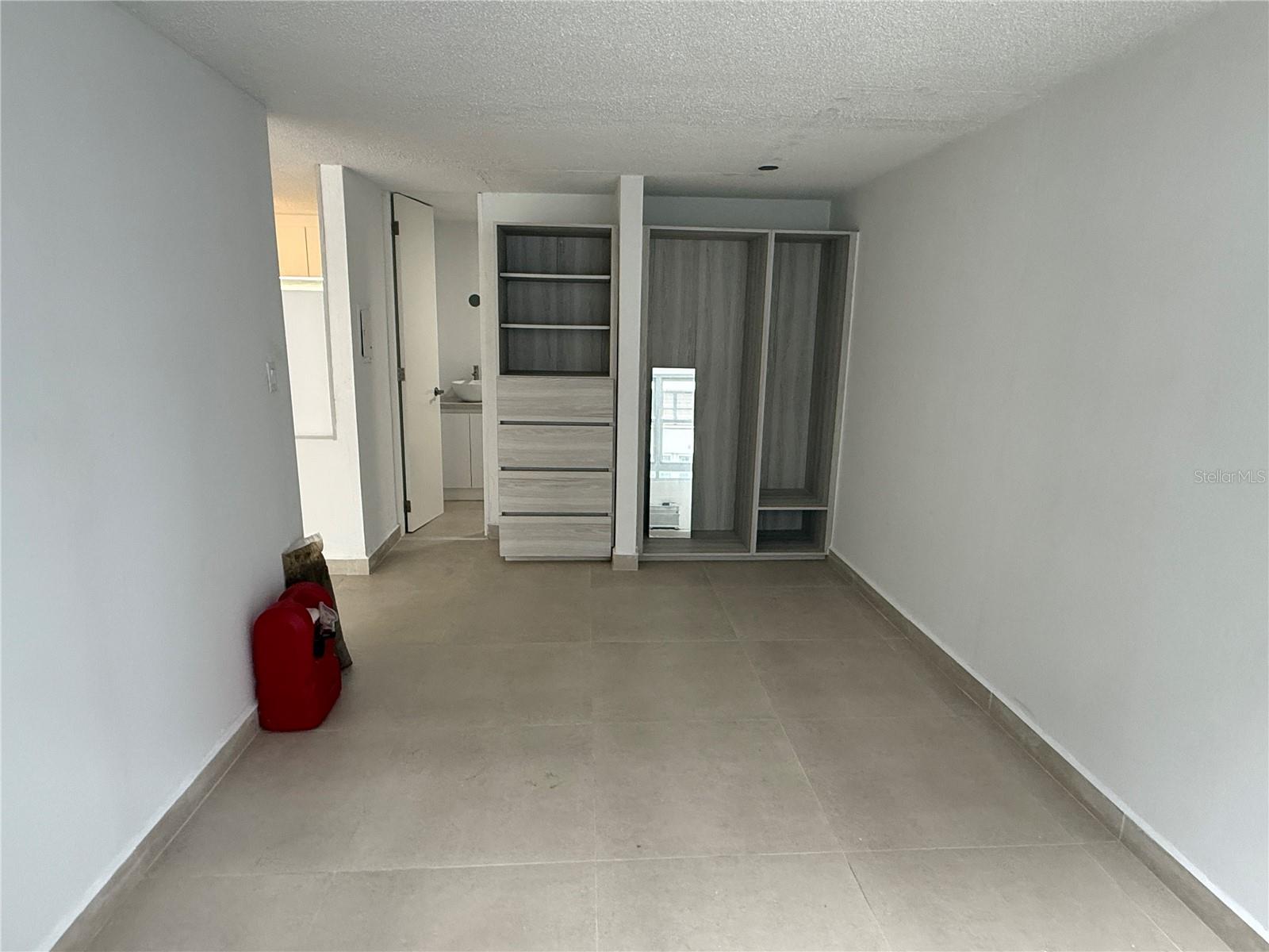 4123 ISLA VERDE AVE #201