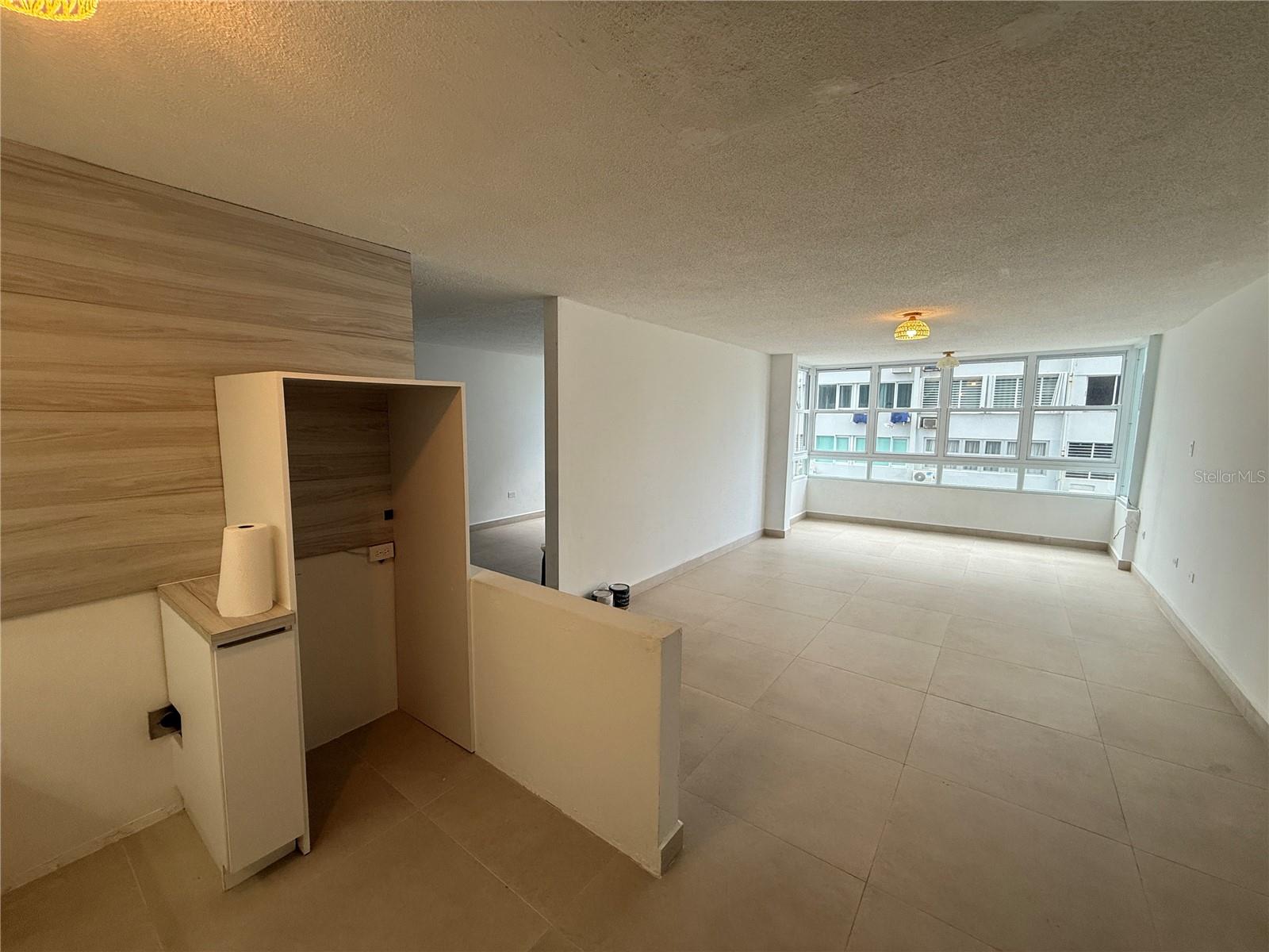 4123 ISLA VERDE AVE #201