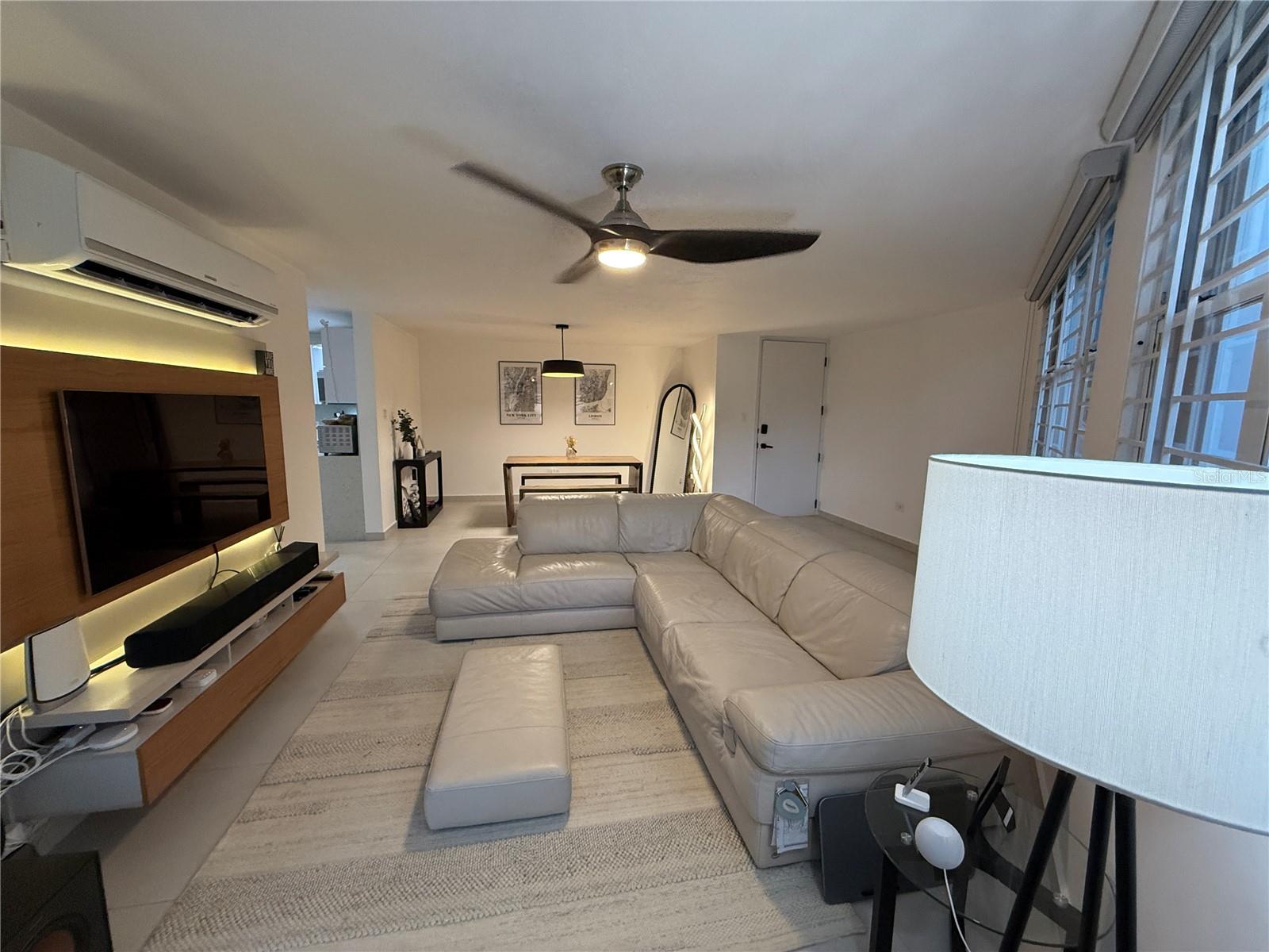 1500 AVENIDA LOS ROMEROS