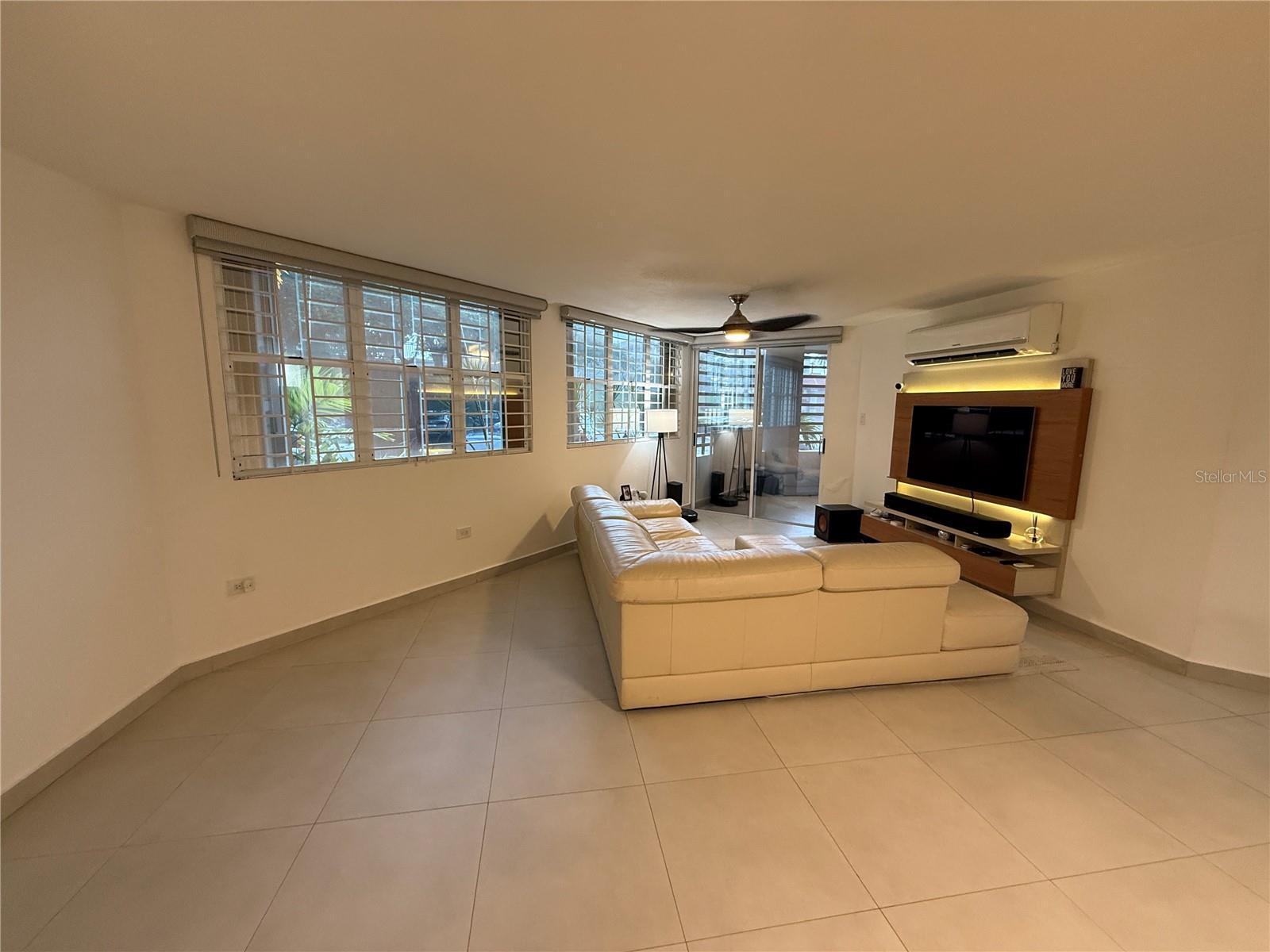 1500 AVENIDA LOS ROMEROS