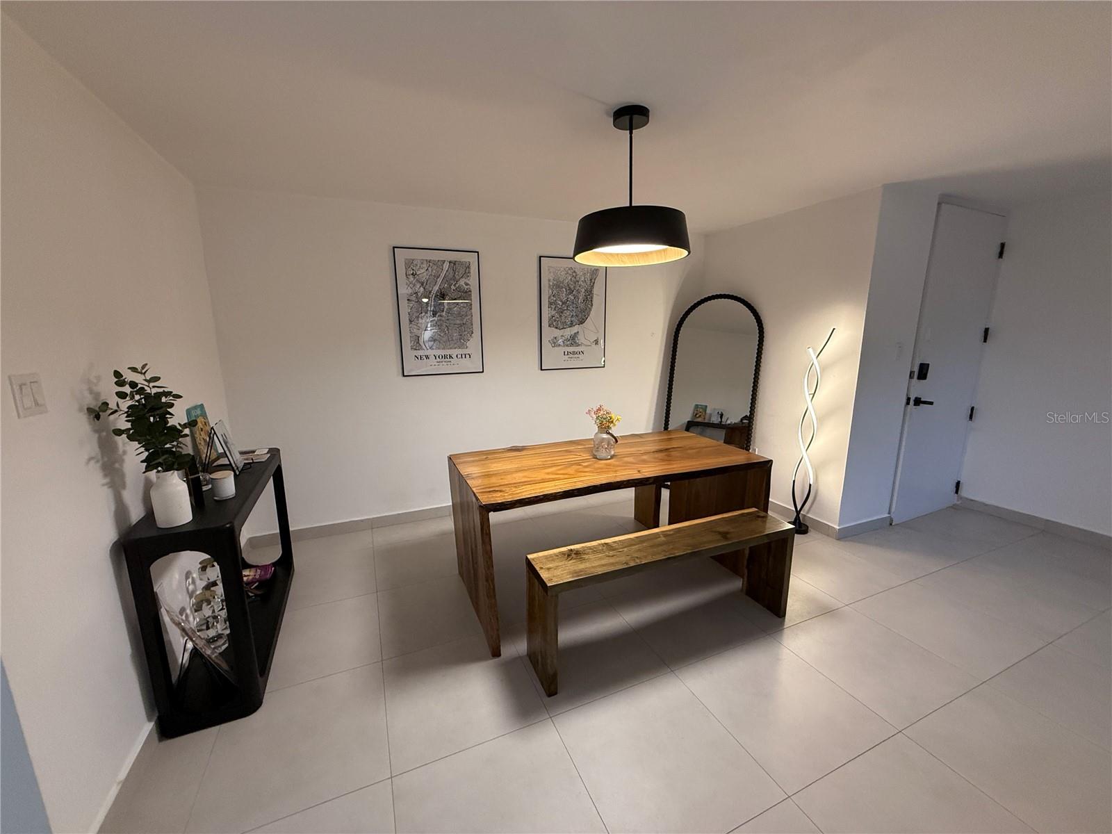 1500 AVENIDA LOS ROMEROS