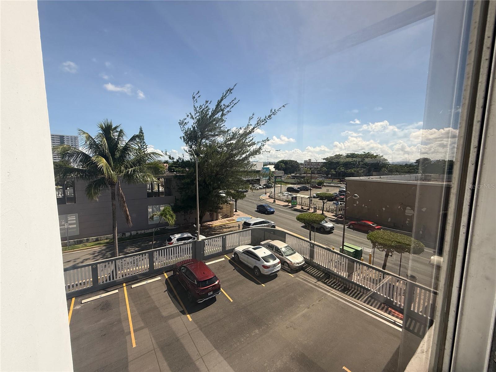 4123 ISLA VERDE AVE #203