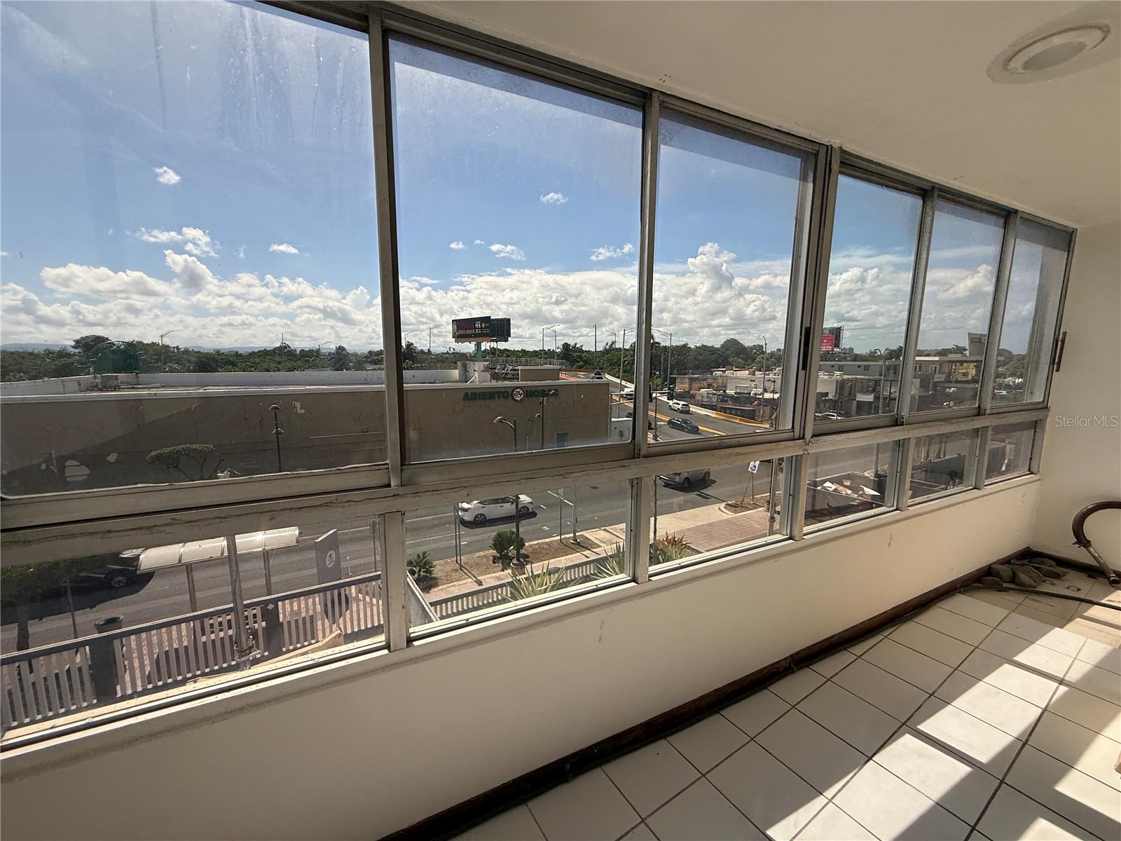 4123 ISLA VERDE AVE #203